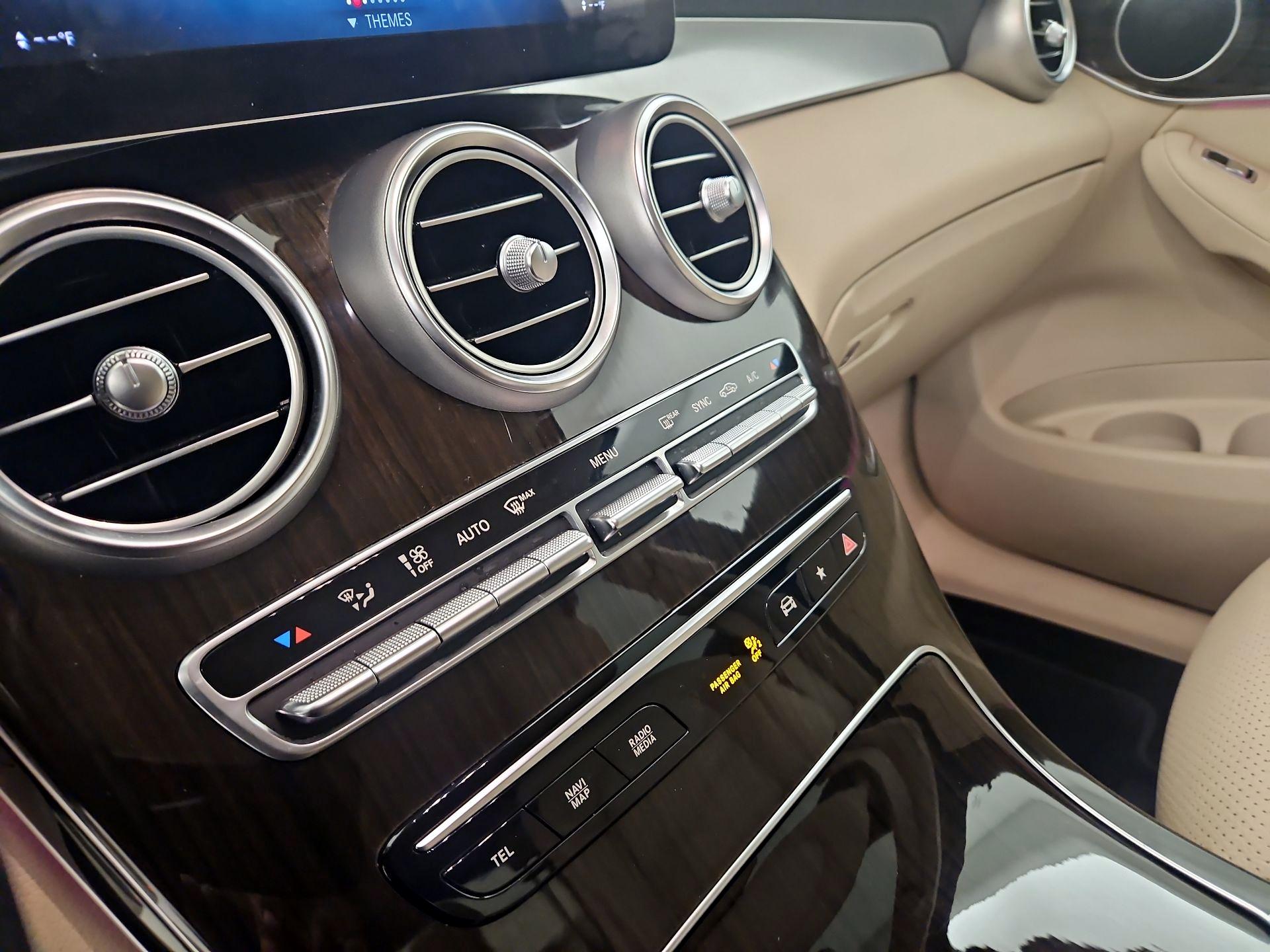 Thumbnail: 2021 Mercedes-Benz GLC - 17