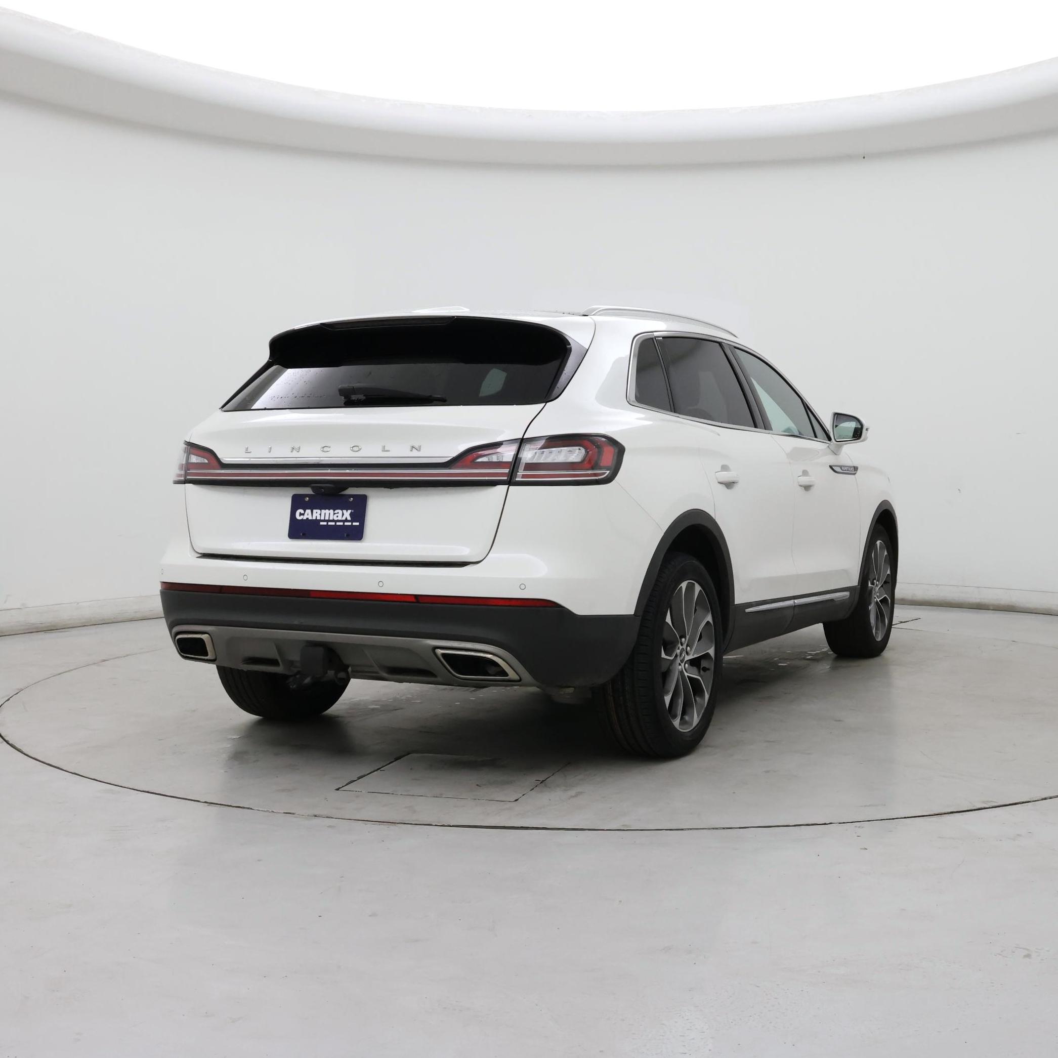 Thumbnail: 2022 Lincoln Nautilus - 8