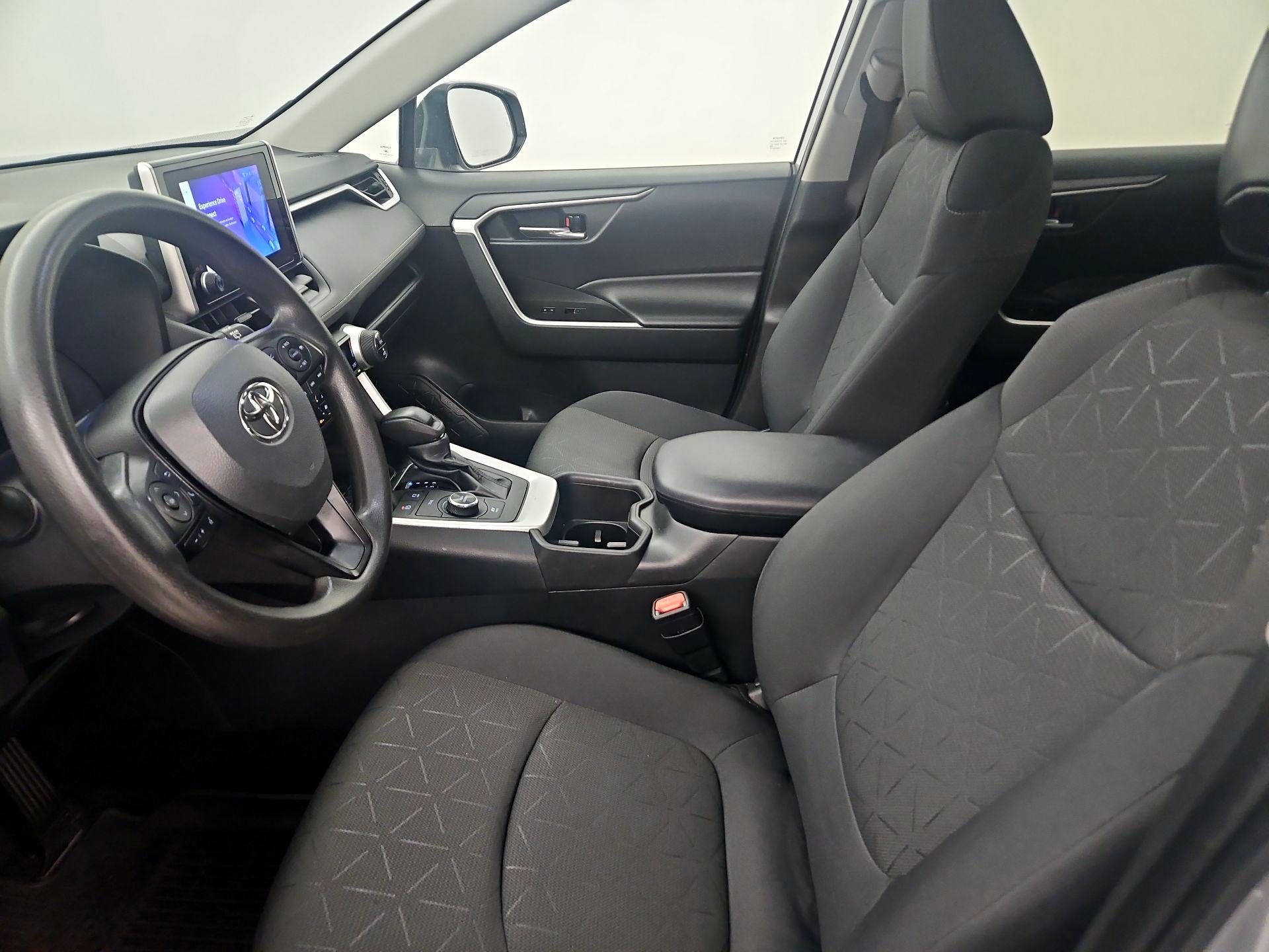 Thumbnail: 2024 Toyota RAV4 - 11