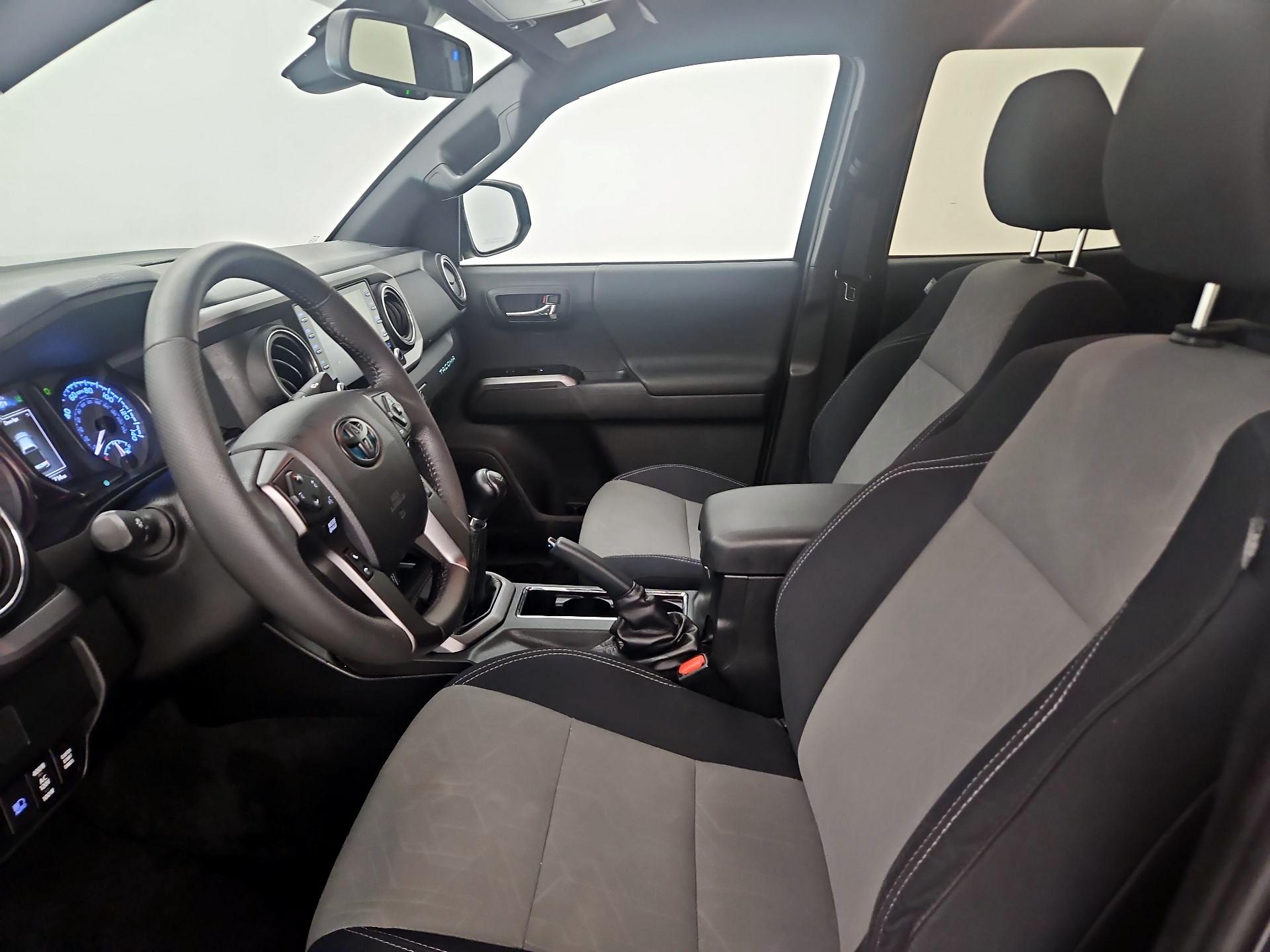 Thumbnail: 2021 Toyota Tacoma - 11