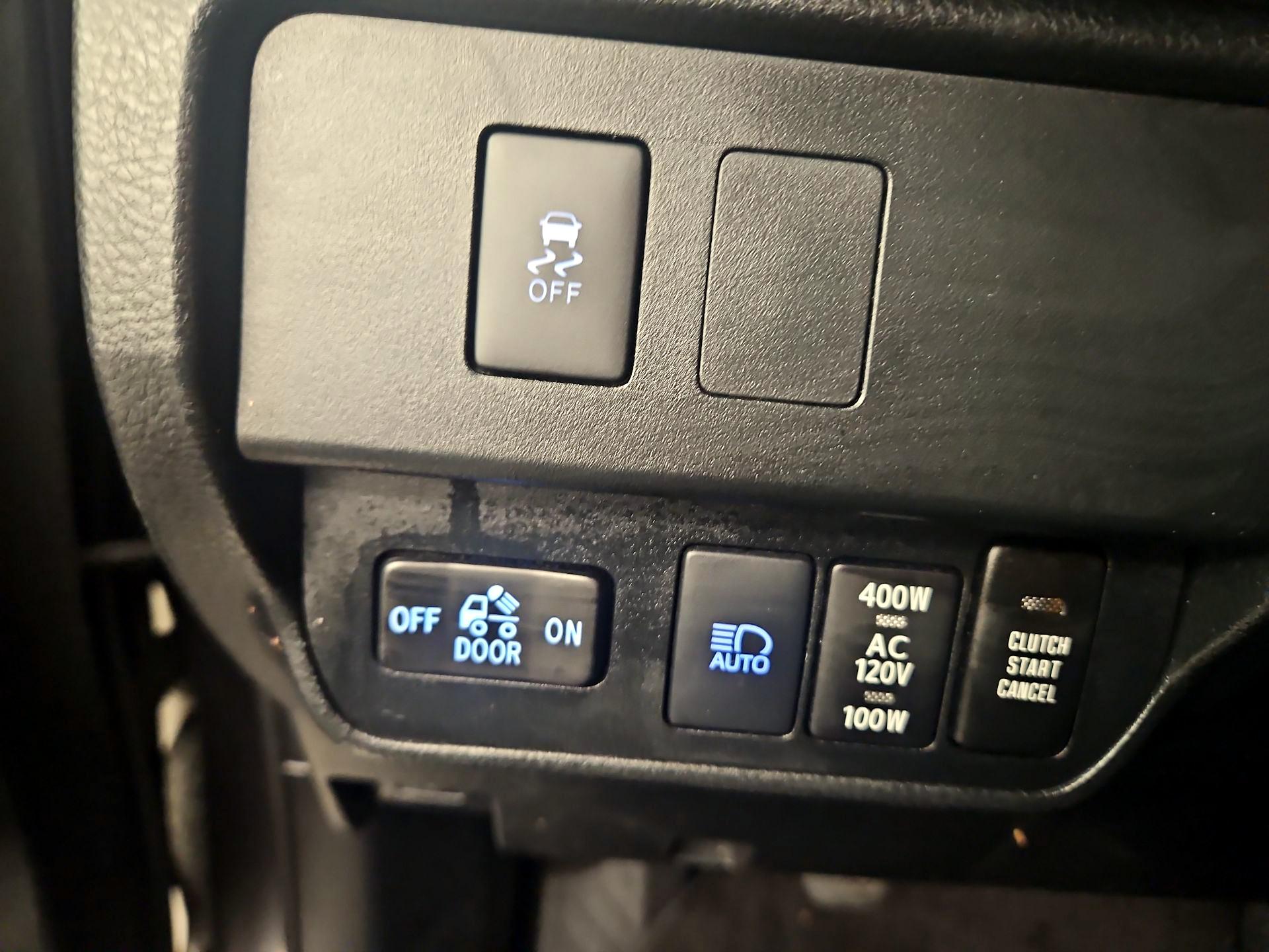 Thumbnail: 2021 Toyota Tacoma - 13