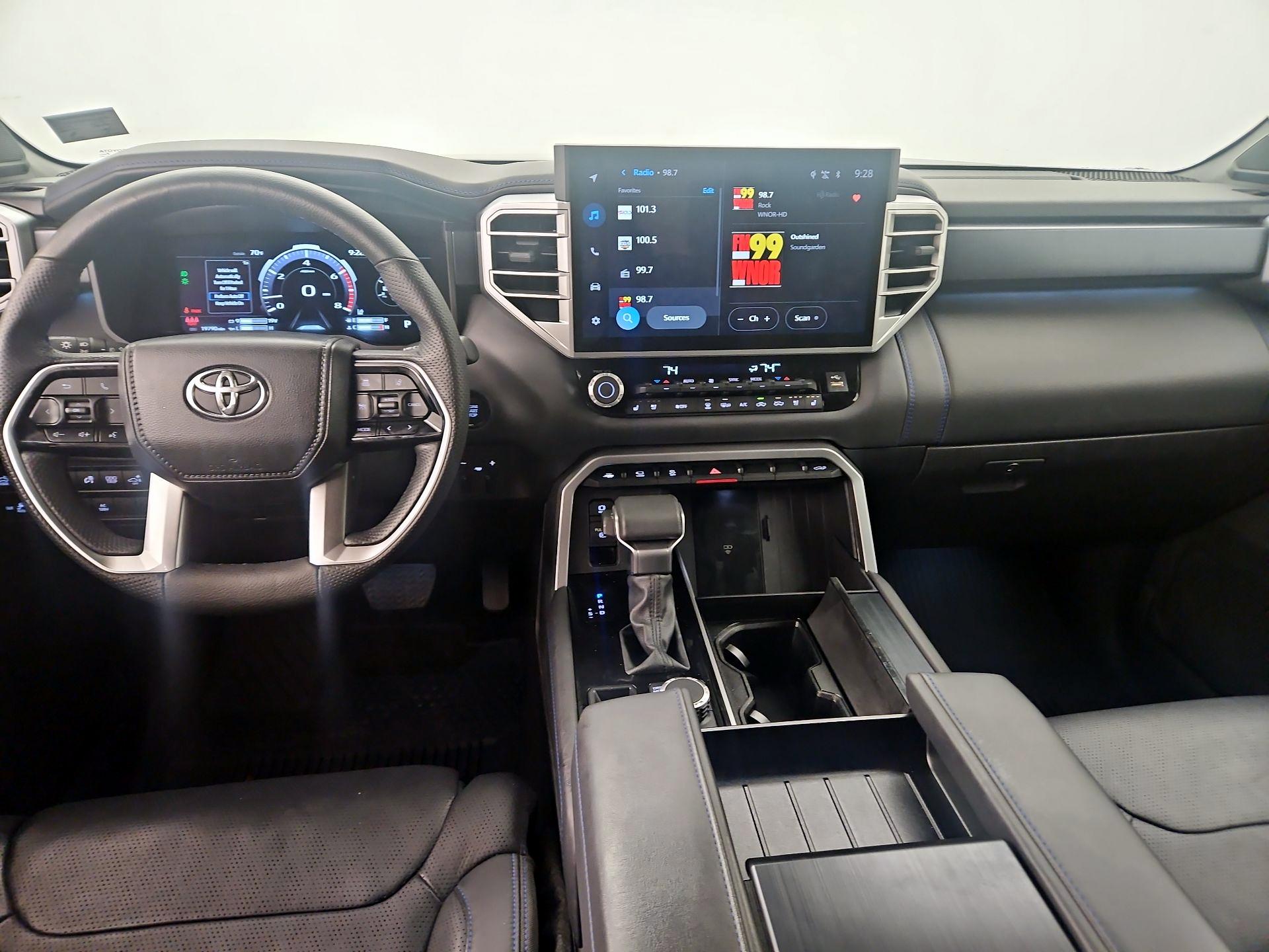 Thumbnail: 2025 Toyota Tundra - 9