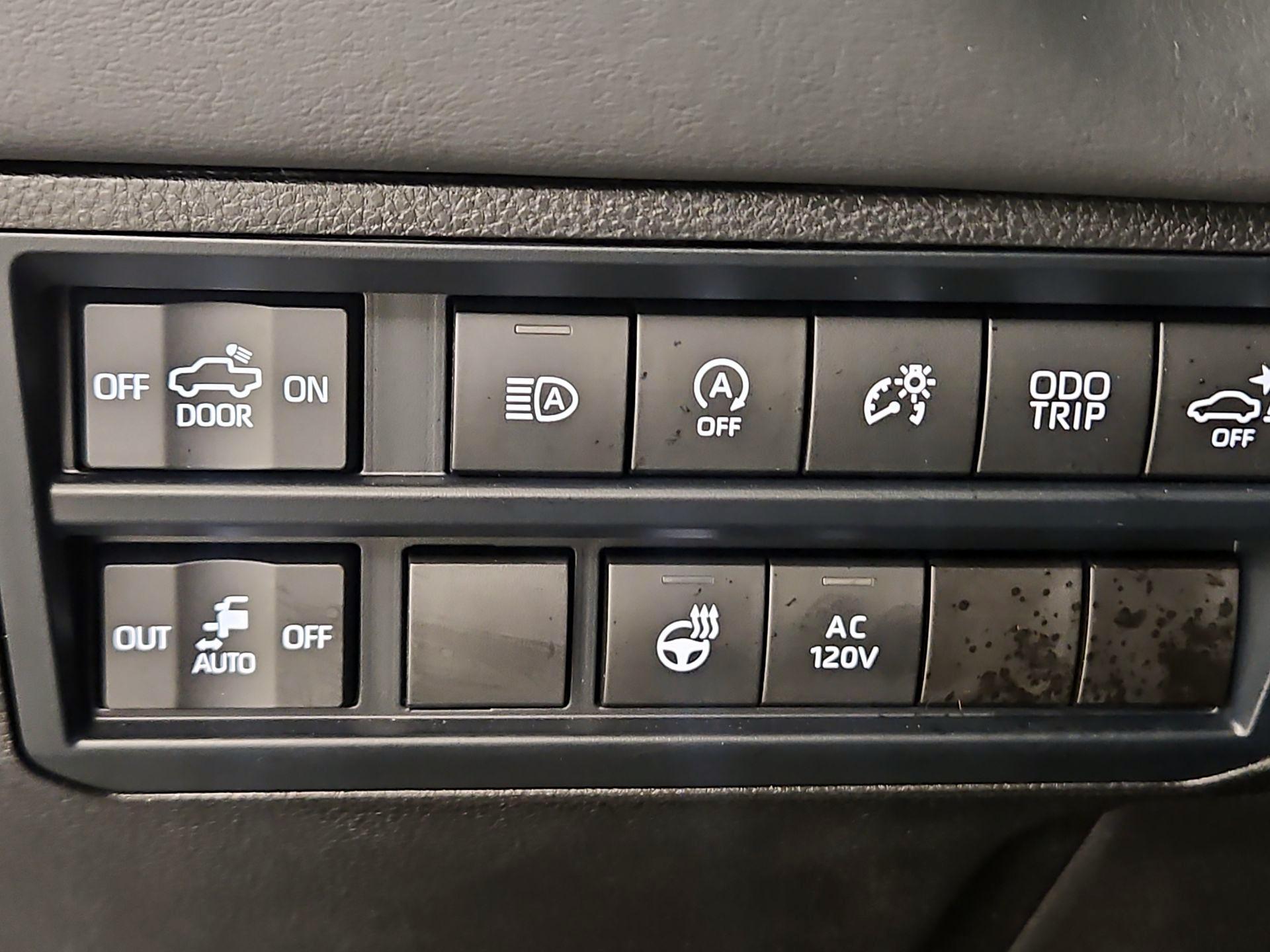 Thumbnail: 2025 Toyota Tundra - 13