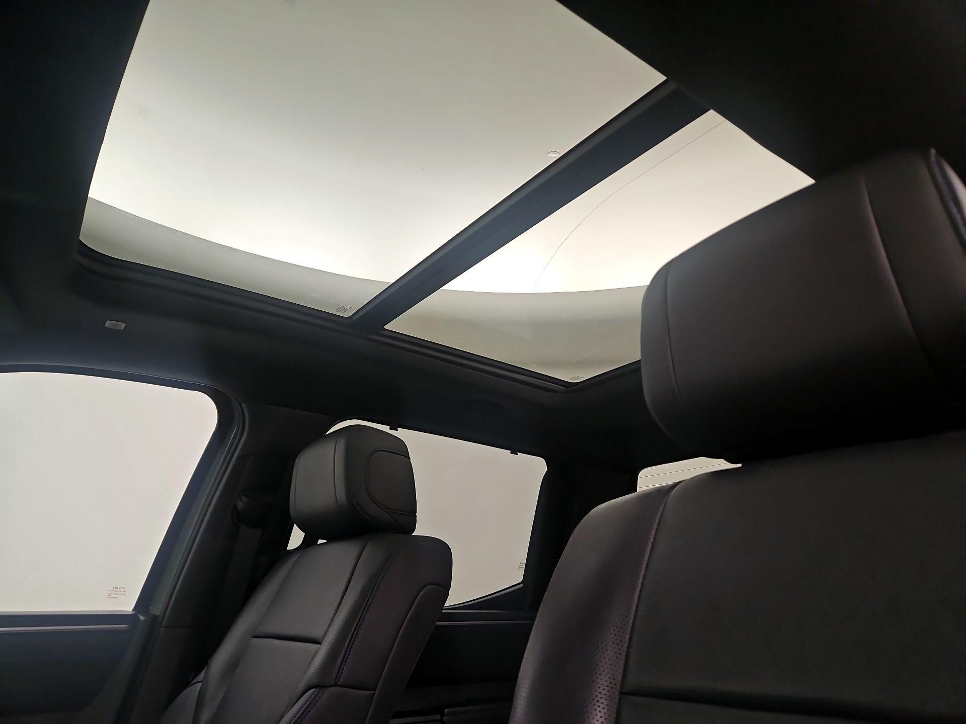 Thumbnail: 2025 Toyota Tundra - 19