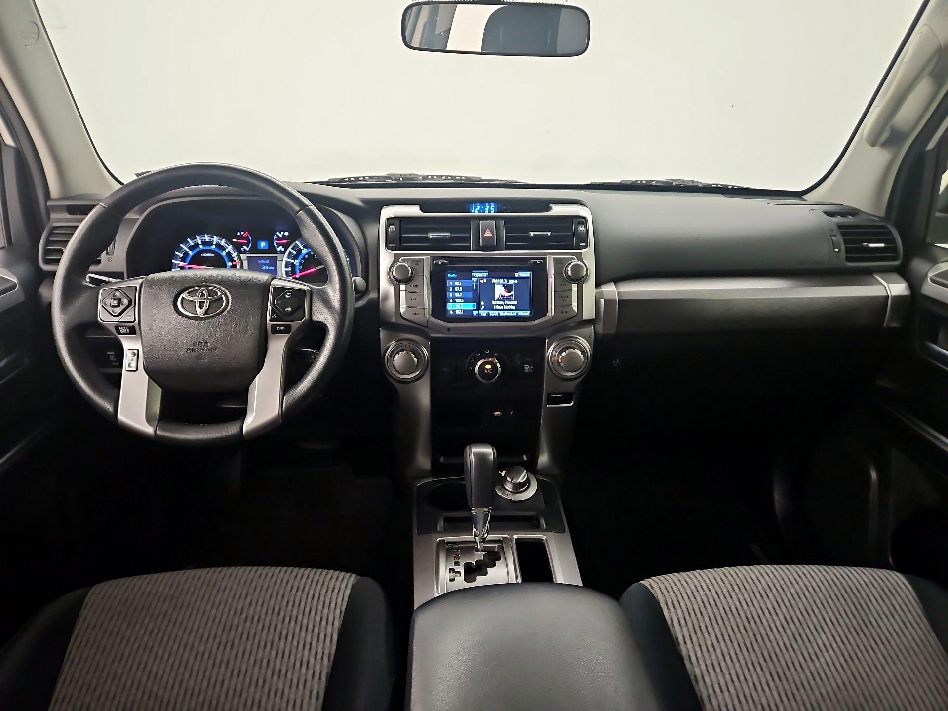 Thumbnail: 2015 Toyota 4Runner - 9