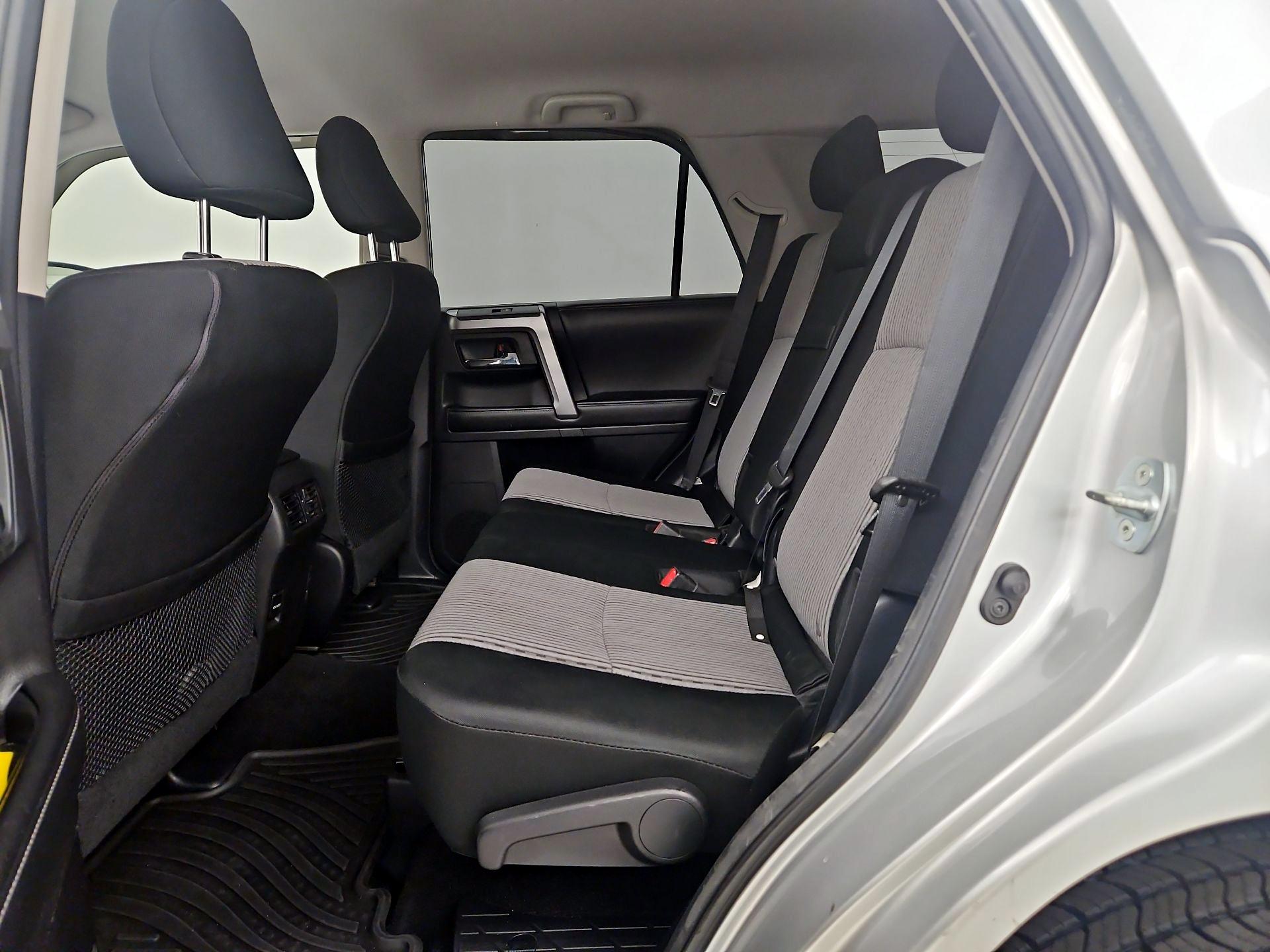 Thumbnail: 2015 Toyota 4Runner - 19