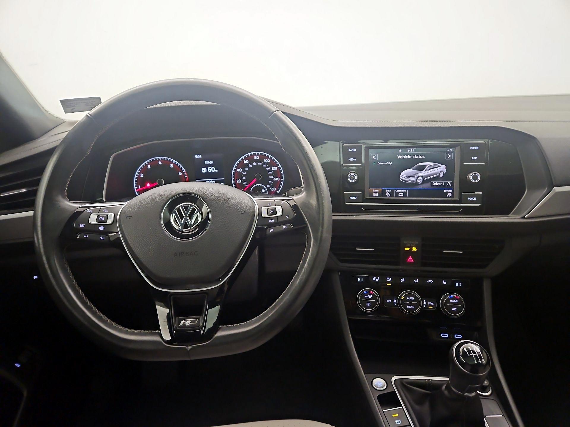 Thumbnail: 2020 Volkswagen Jetta - 10