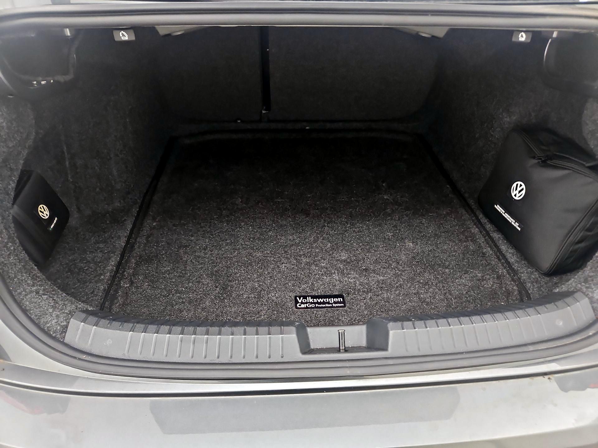 Thumbnail: 2020 Volkswagen Jetta - 20