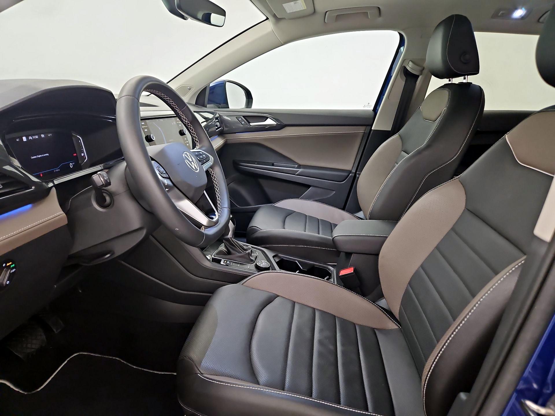 Thumbnail: 2023 Volkswagen Taos - 11