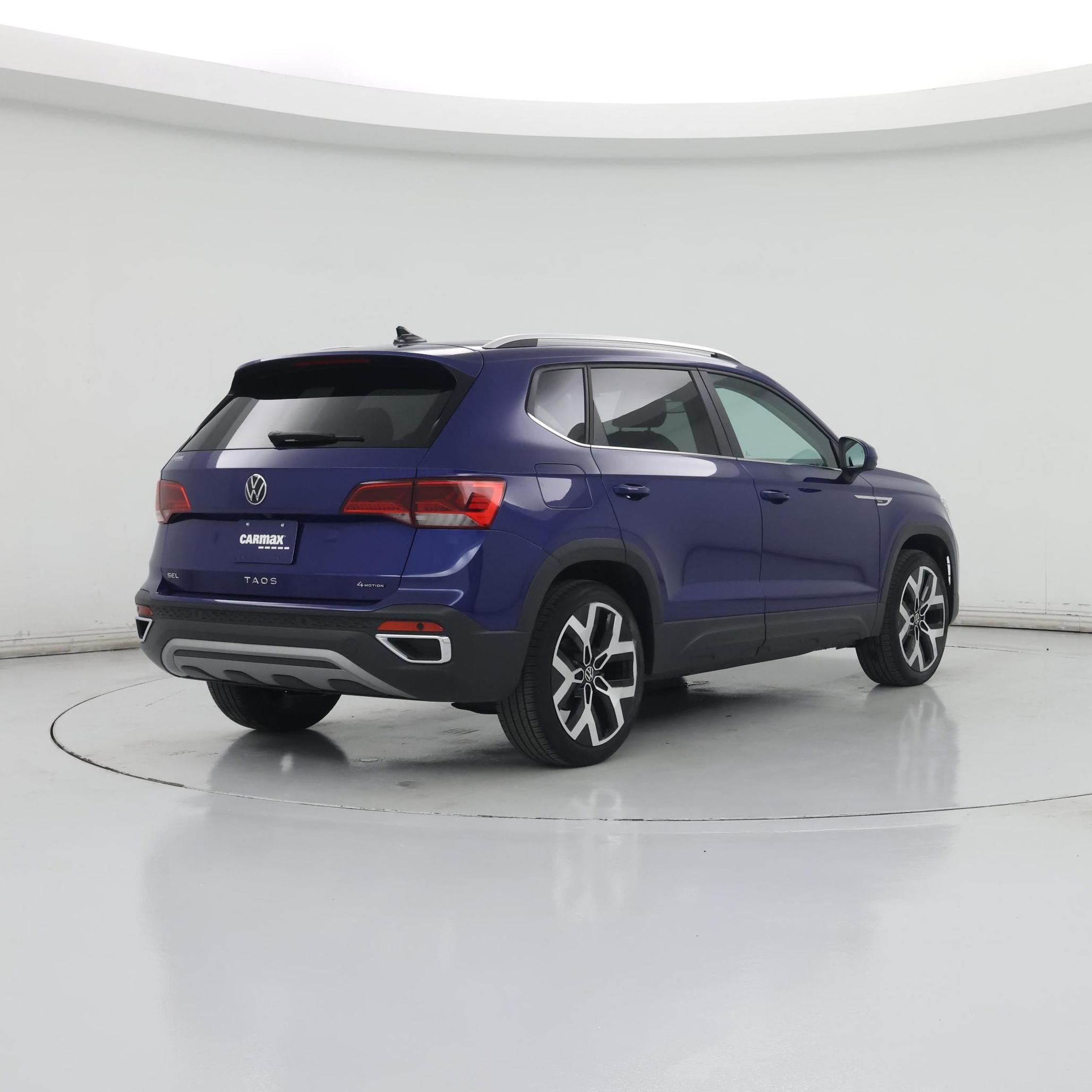 Thumbnail: 2023 Volkswagen Taos - 8