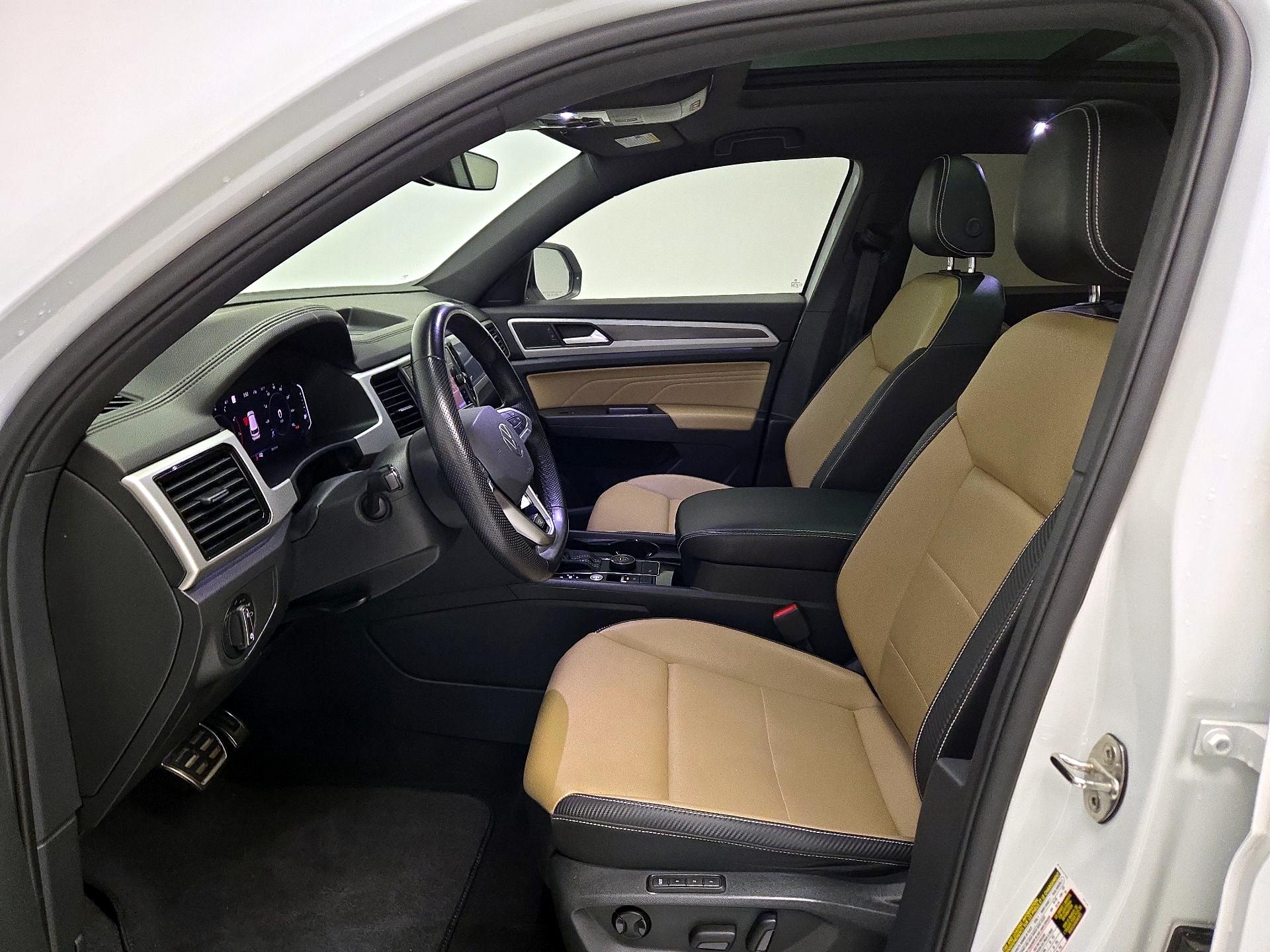 Thumbnail: 2023 Volkswagen Atlas - 11