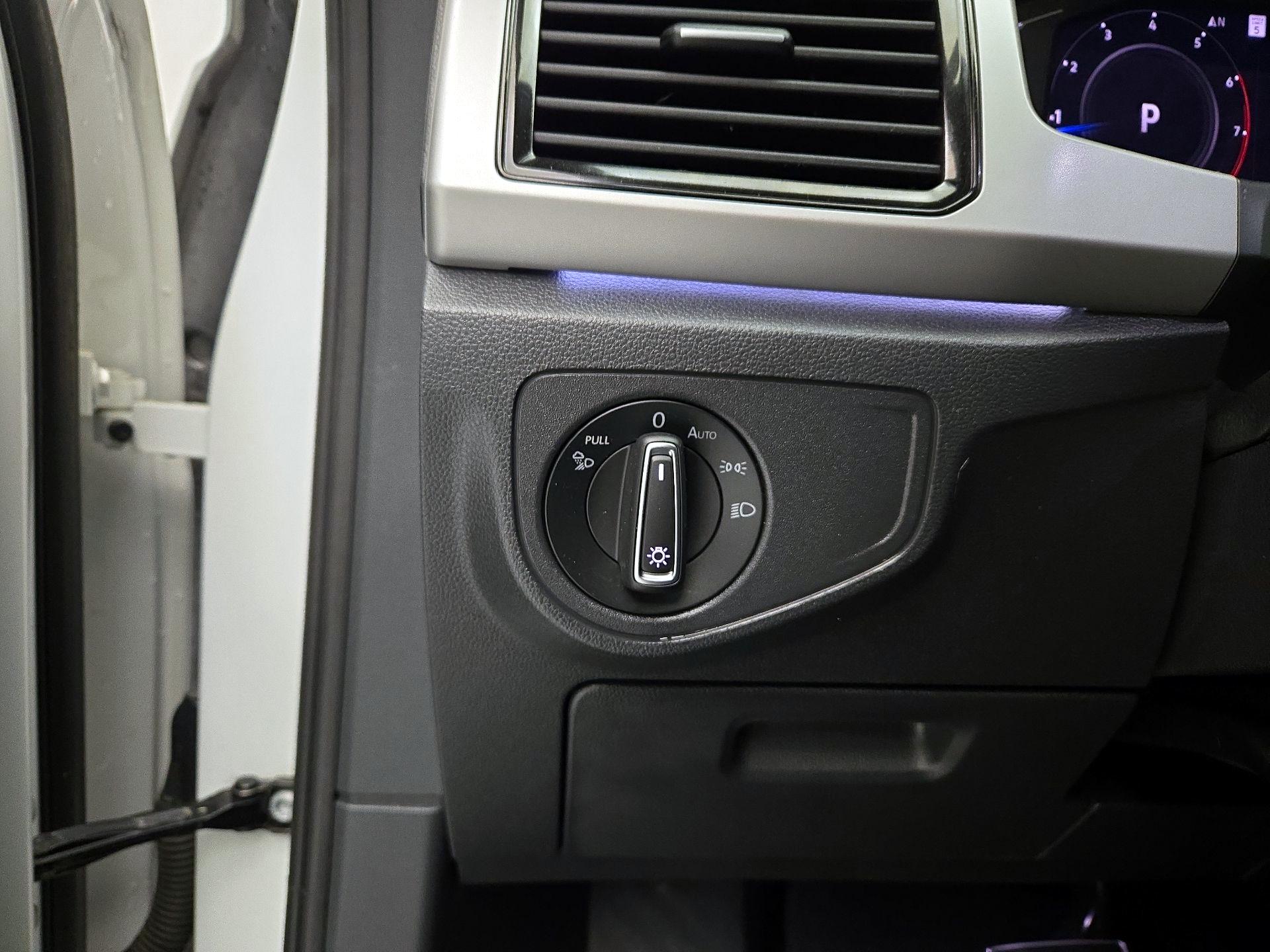 Thumbnail: 2023 Volkswagen Atlas - 13