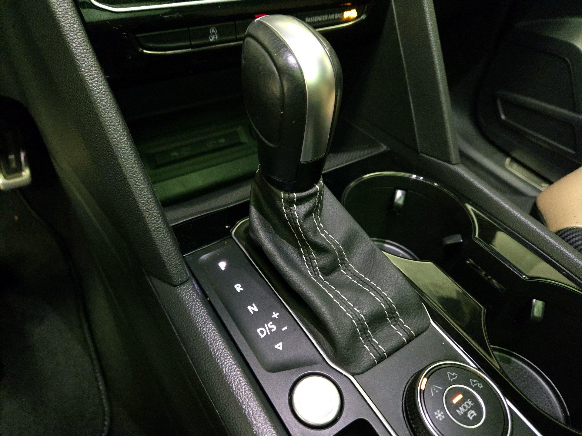 Thumbnail: 2023 Volkswagen Atlas - 18