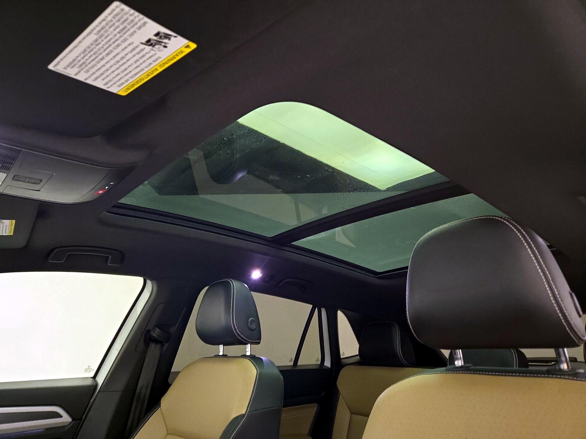 Thumbnail: 2023 Volkswagen Atlas - 20