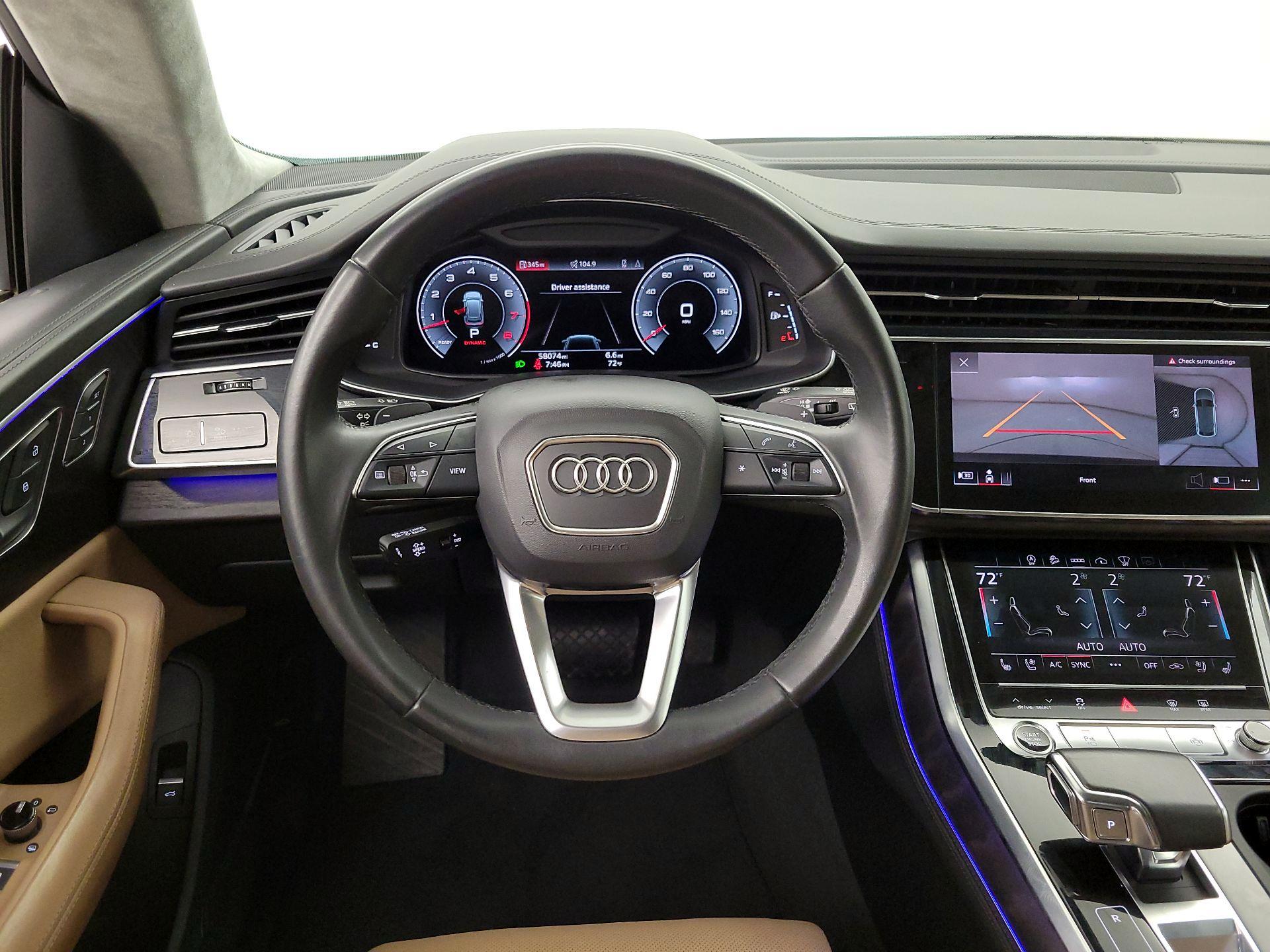 Thumbnail: 2022 Audi Q8 - 10