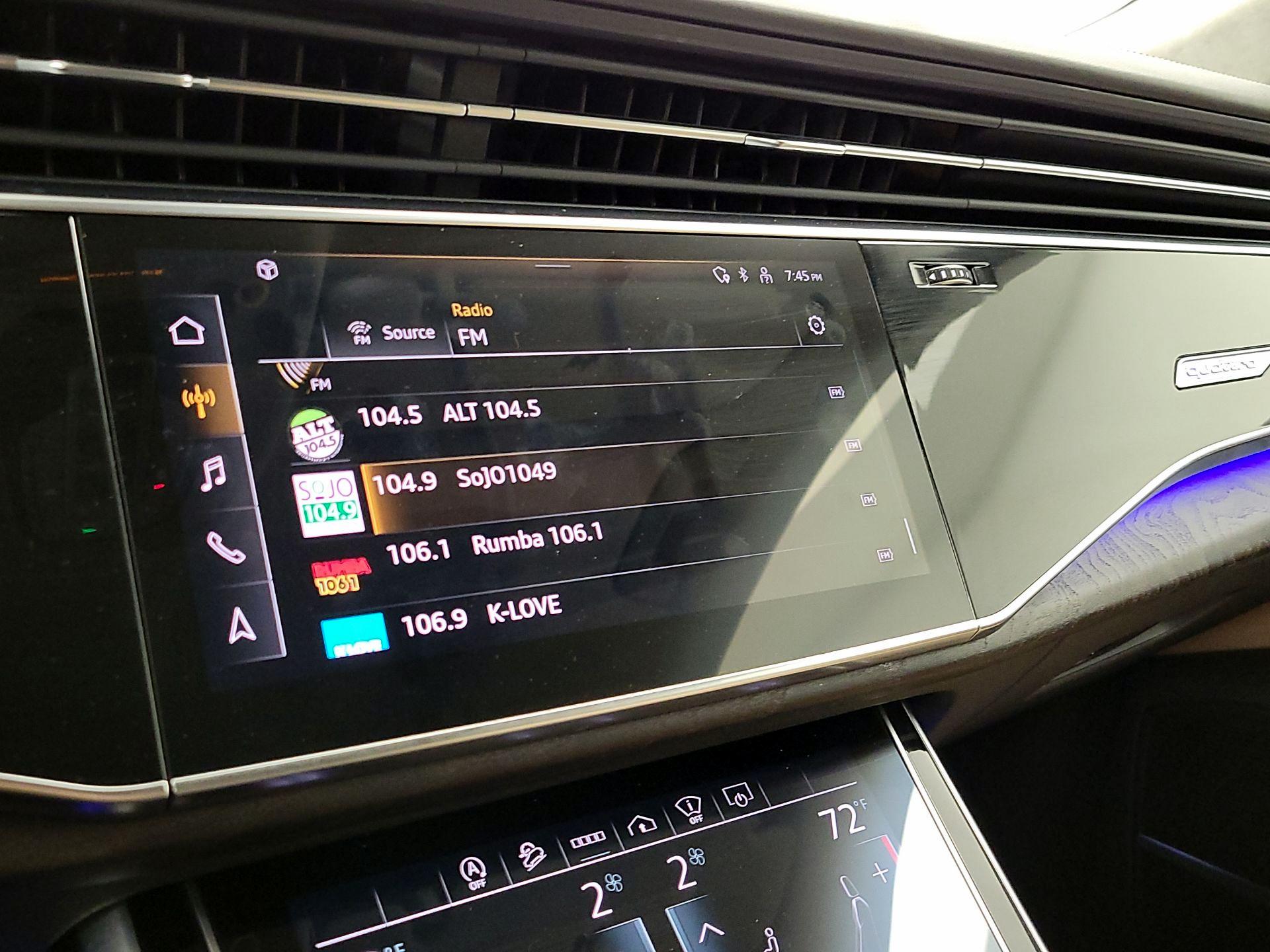 Thumbnail: 2022 Audi Q8 - 15