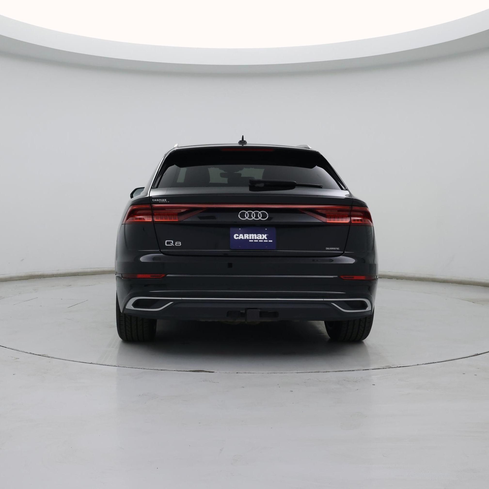 Thumbnail: 2022 Audi Q8 - 6