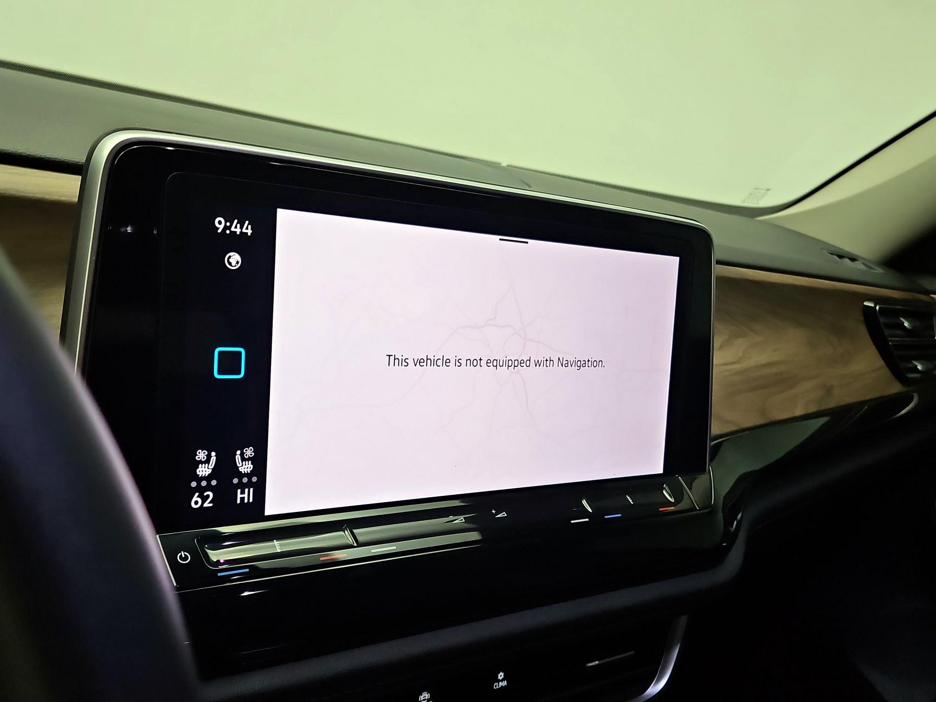 Thumbnail: 2024 Volkswagen Atlas - 14