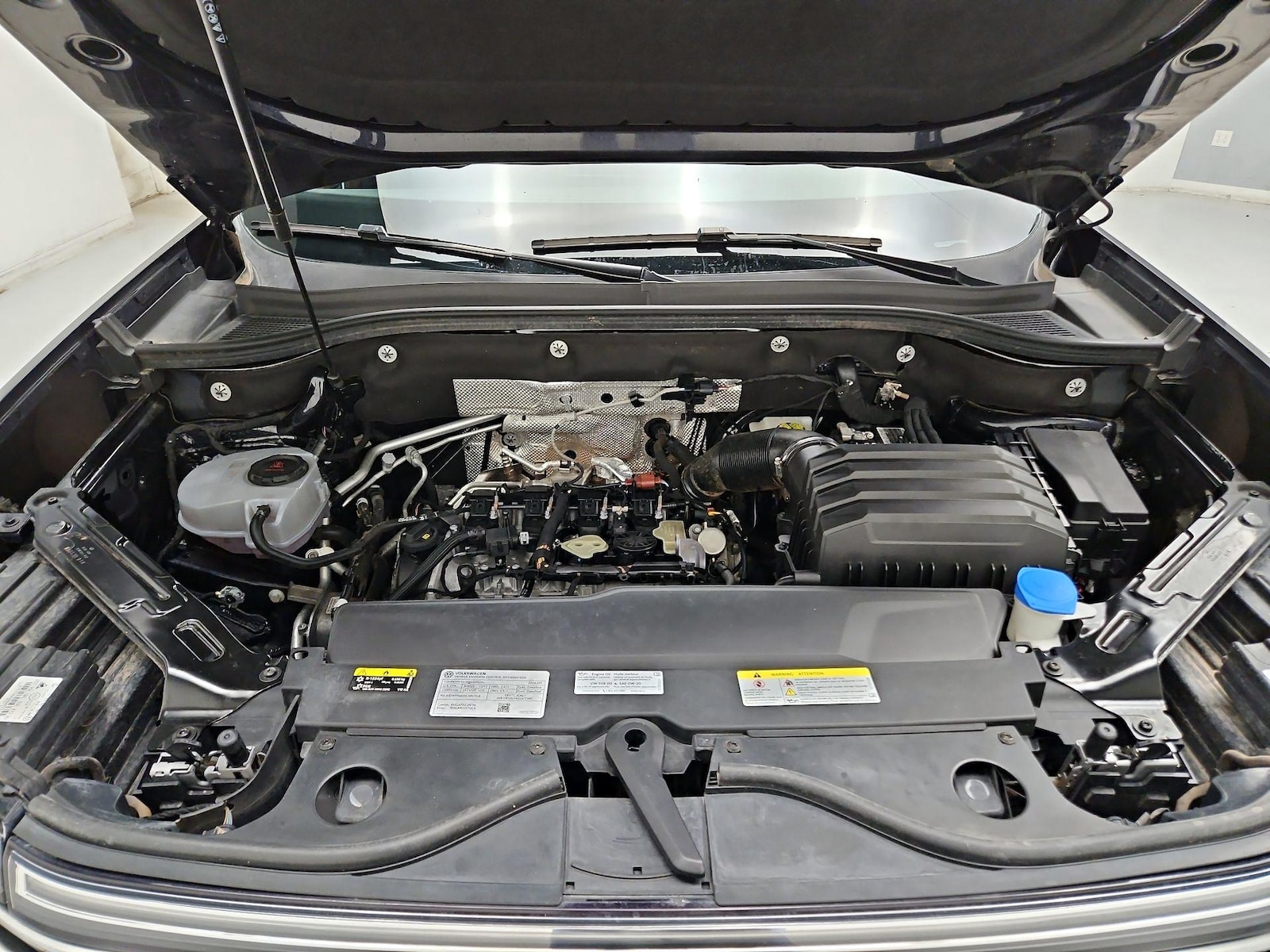 2024 Volkswagen Atlas SE w/Tech - Photo 25