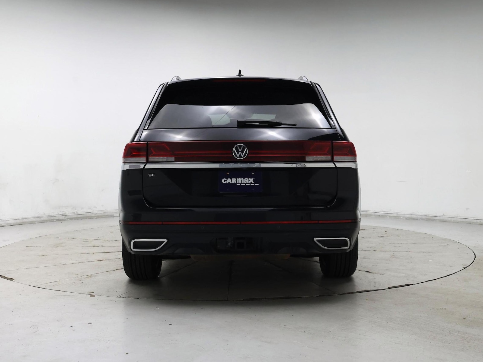 2024 Volkswagen Atlas SE w/Tech - Photo 7