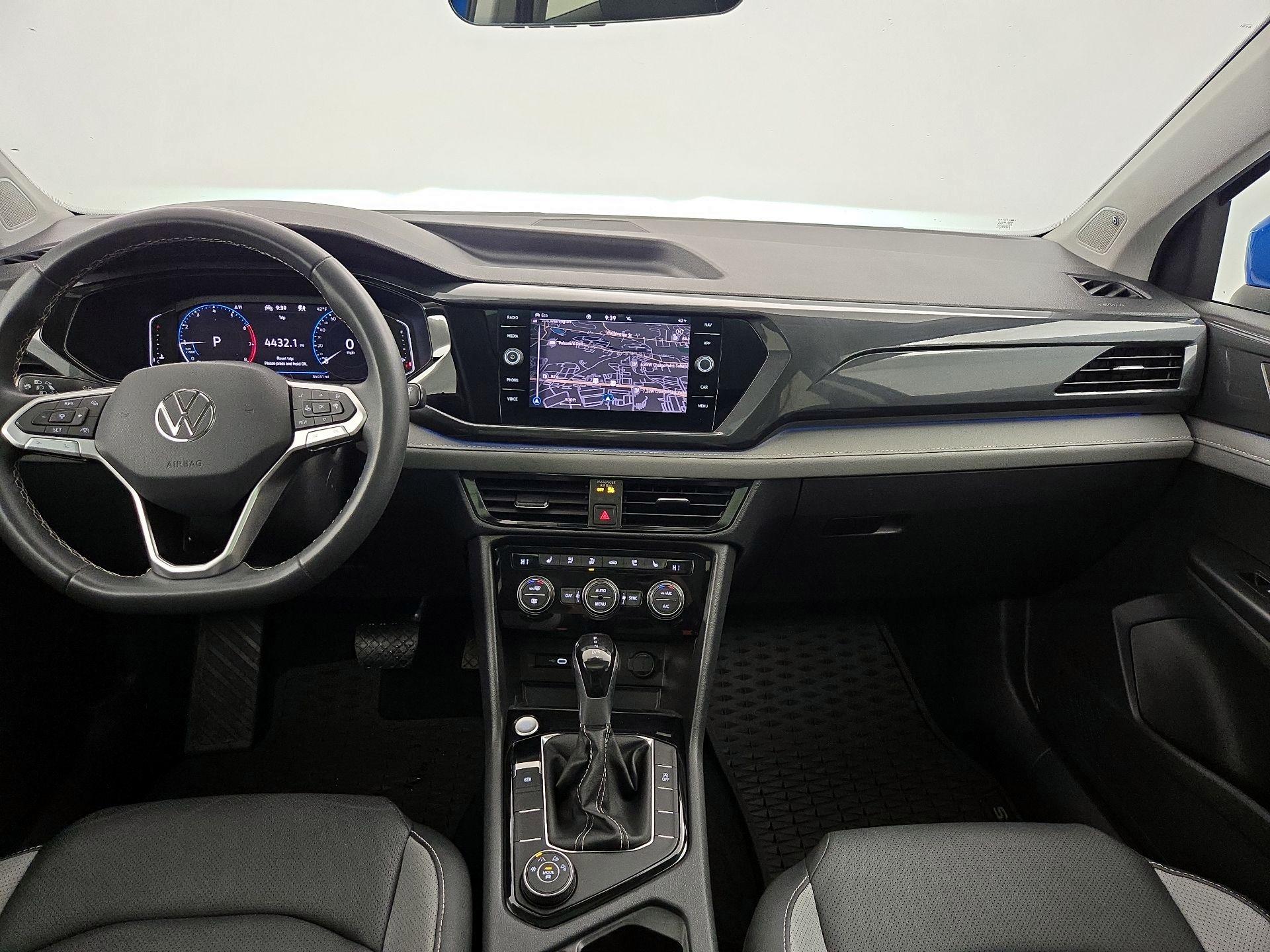 Thumbnail: 2023 Volkswagen Taos - 9