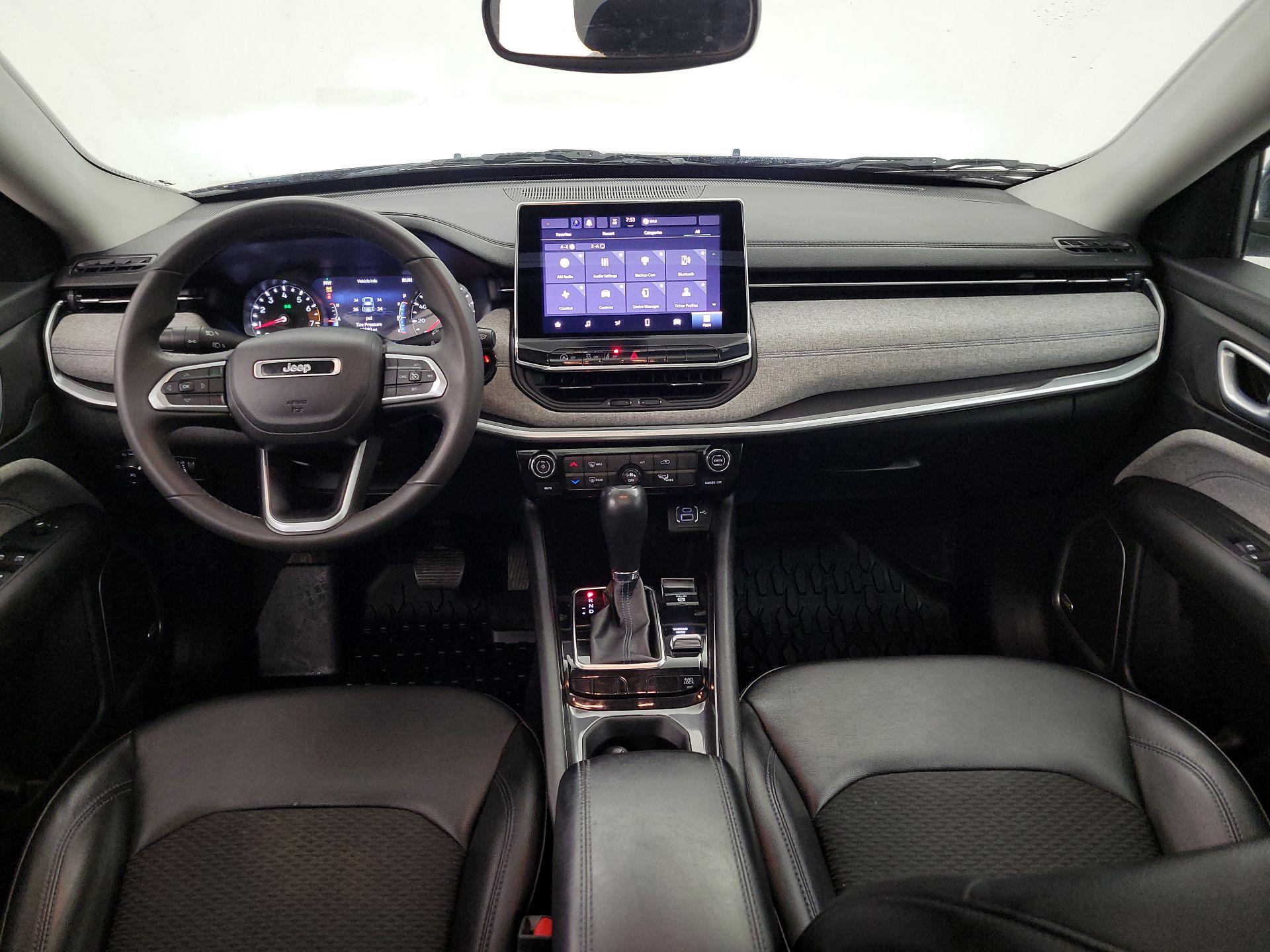 Thumbnail: 2022 Jeep Compass - 9