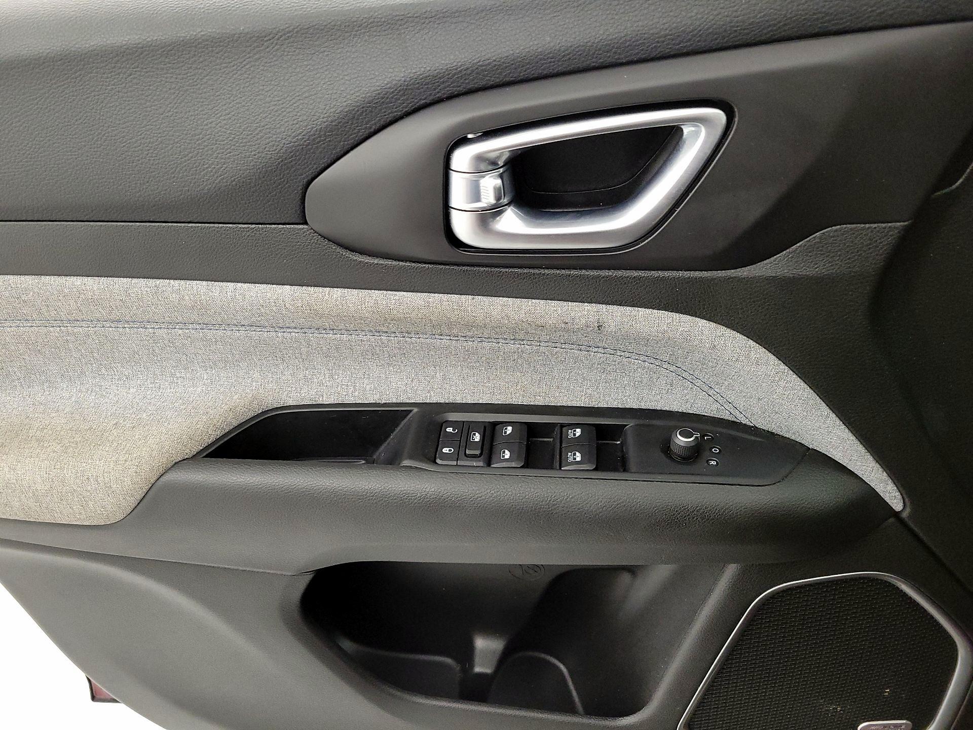 Thumbnail: 2022 Jeep Compass - 12