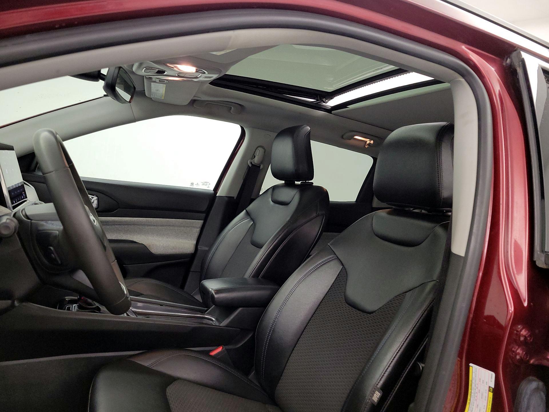 Thumbnail: 2022 Jeep Compass - 20