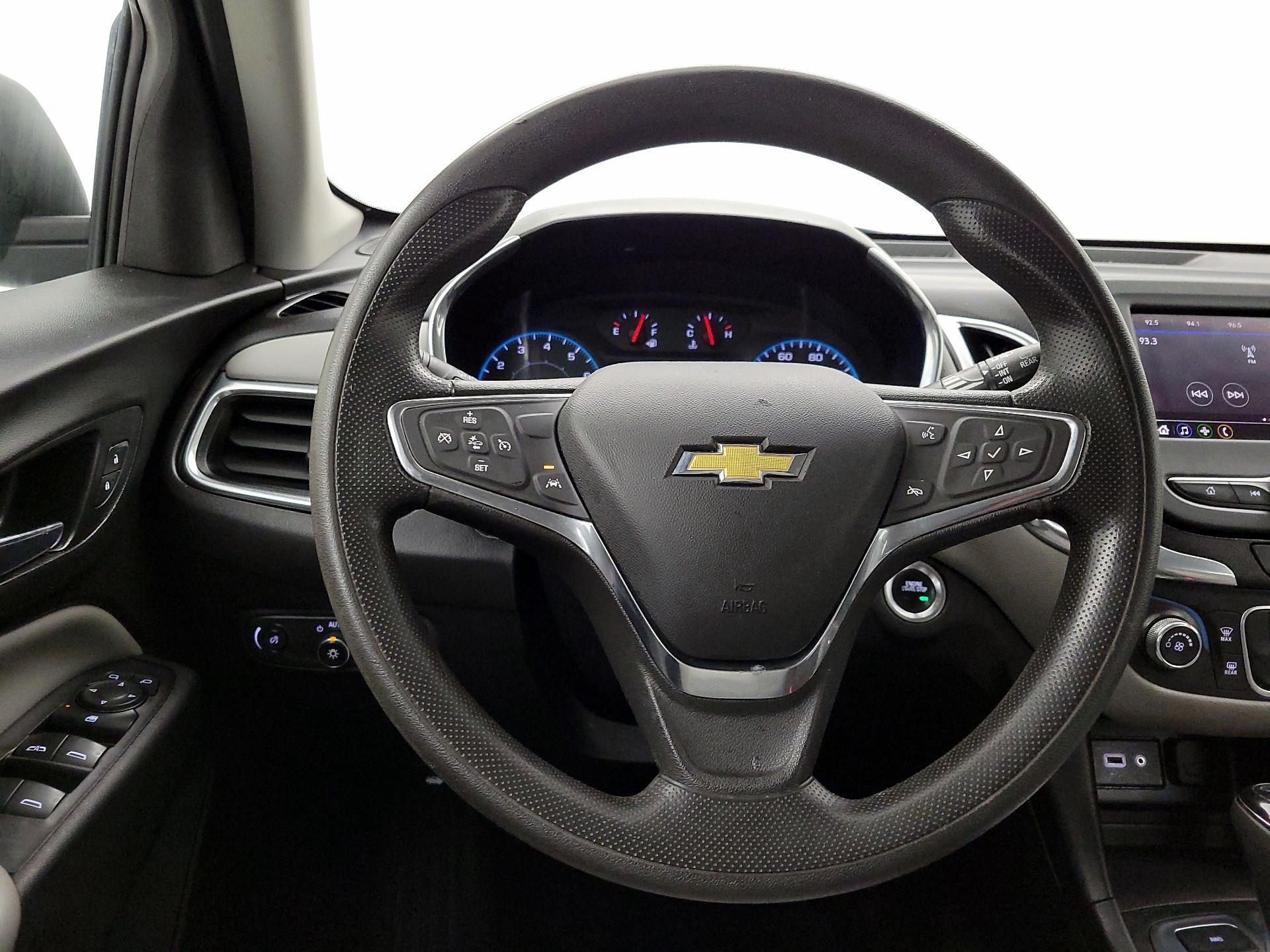 Thumbnail: 2020 Chevrolet Equinox - 10