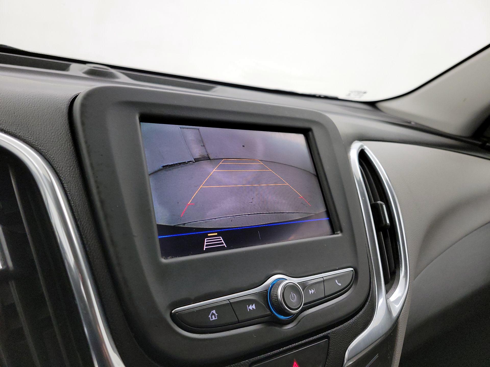 Thumbnail: 2020 Chevrolet Equinox - 14