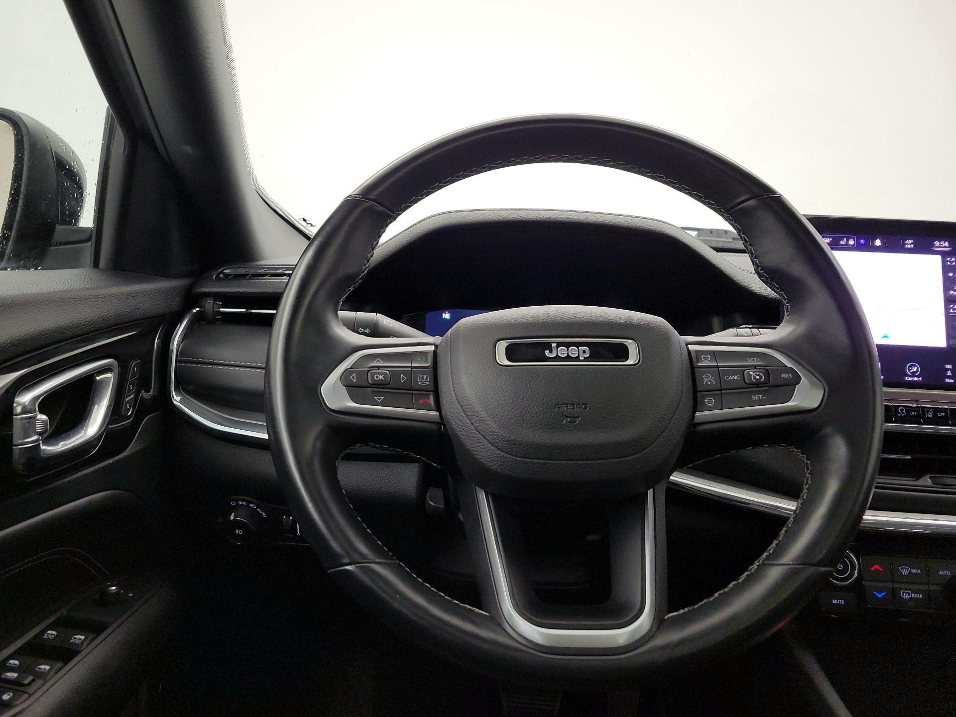 Thumbnail: 2022 Jeep Compass - 10