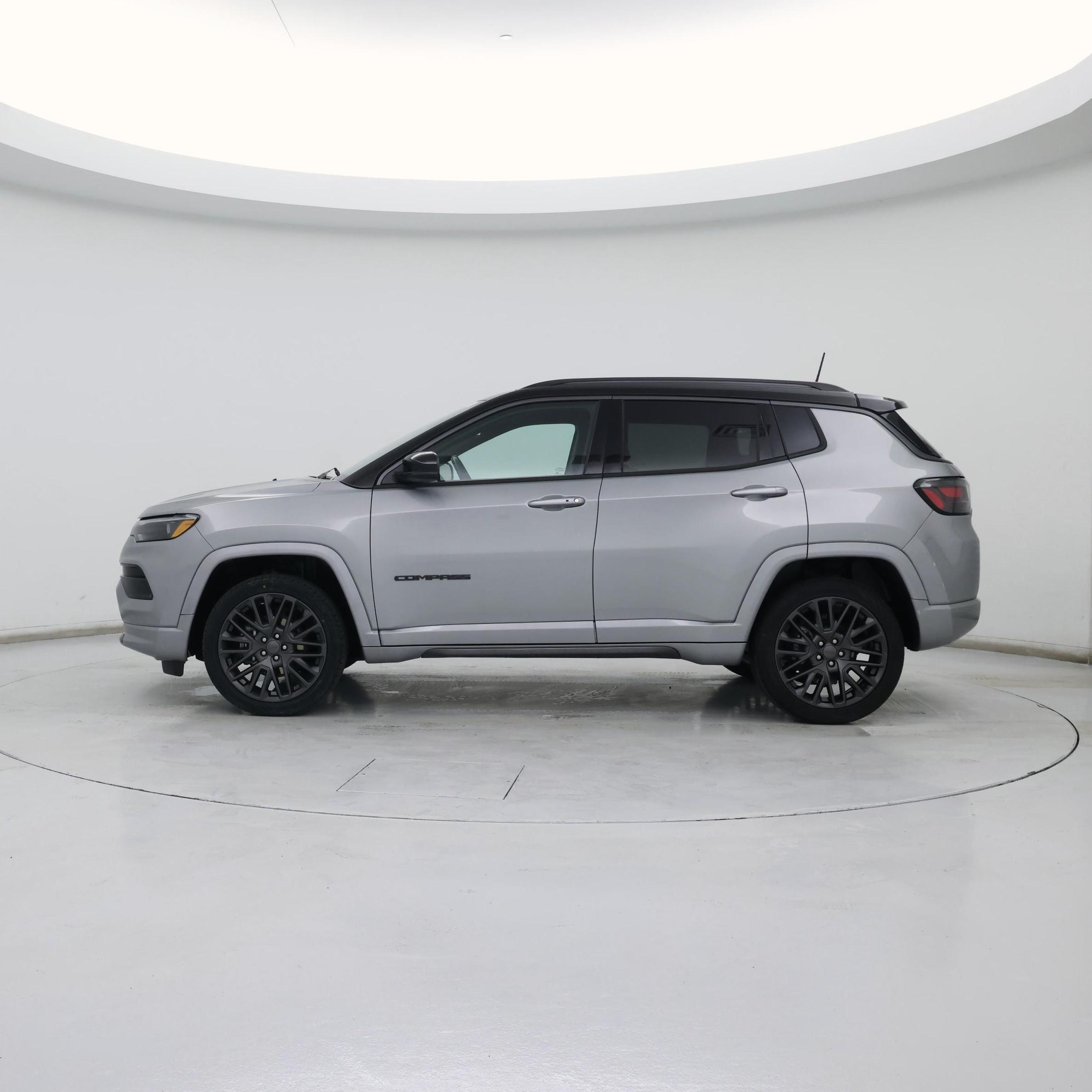 Thumbnail: 2022 Jeep Compass - 3