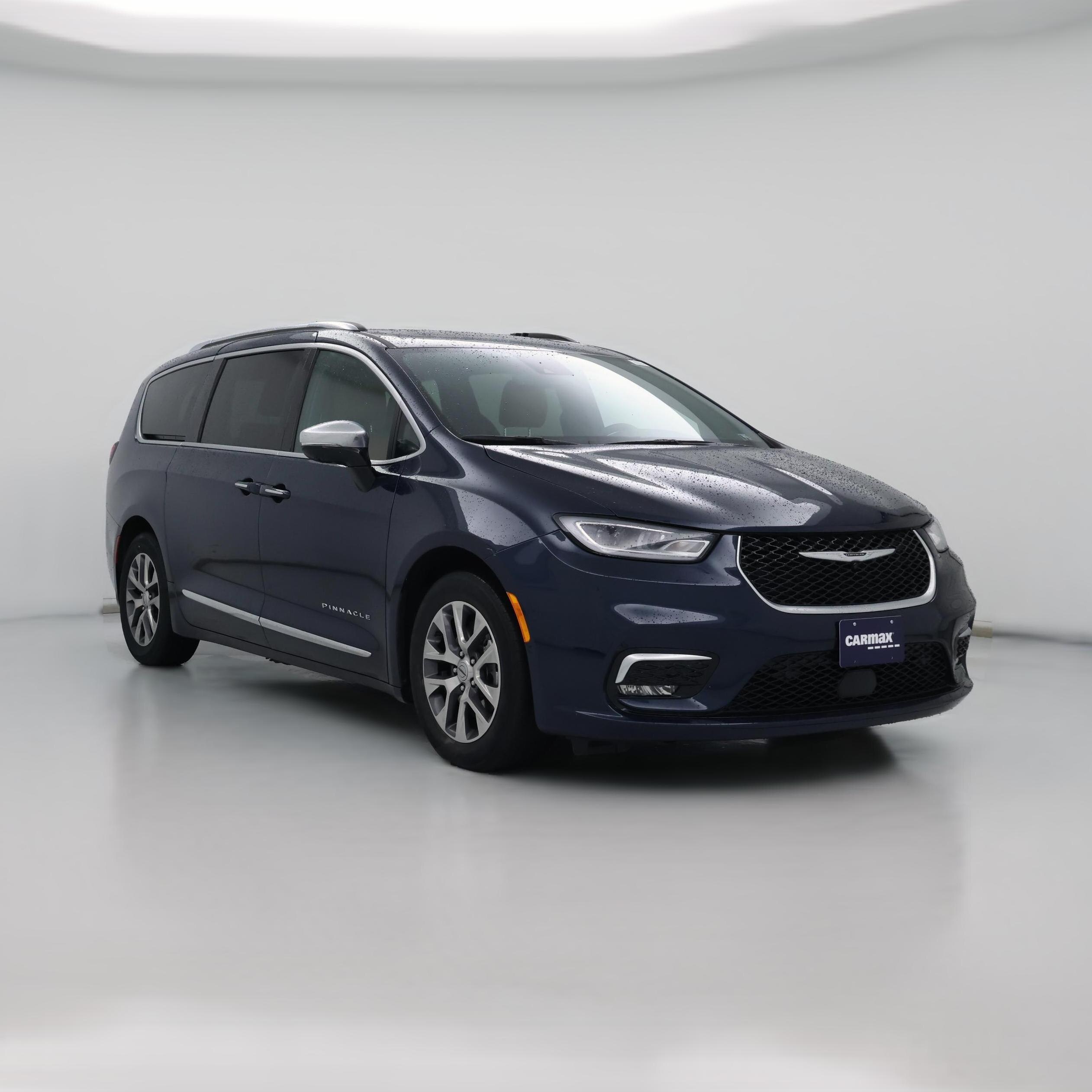 Thumbnail: 2023 Chrysler Pacifica - 1