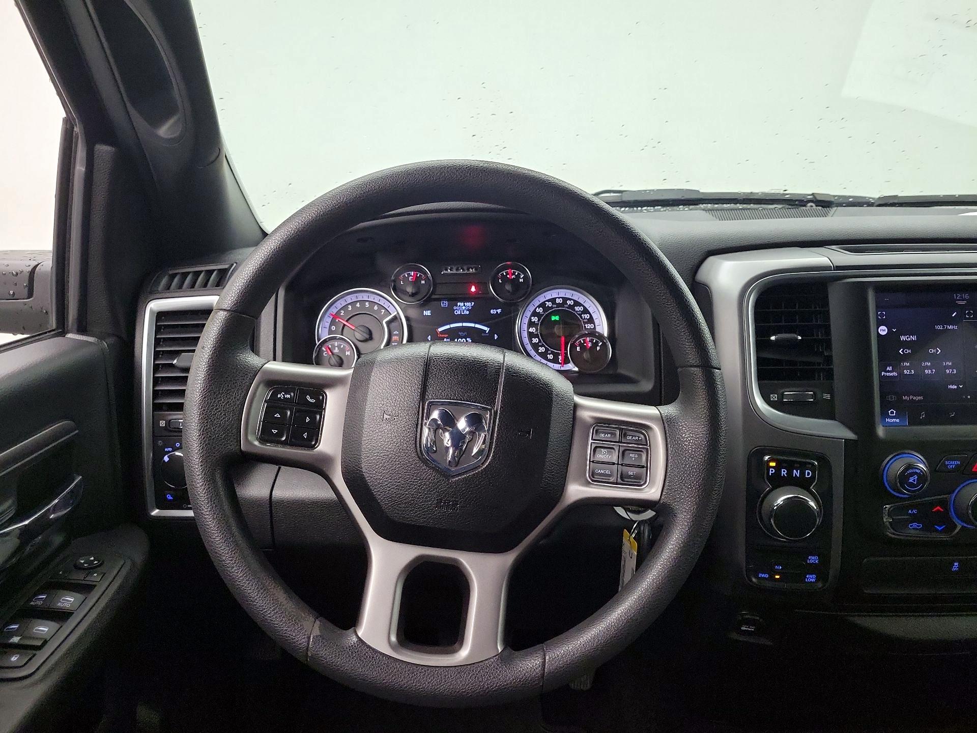 Thumbnail: 2022 RAM 1500 Classic - 10