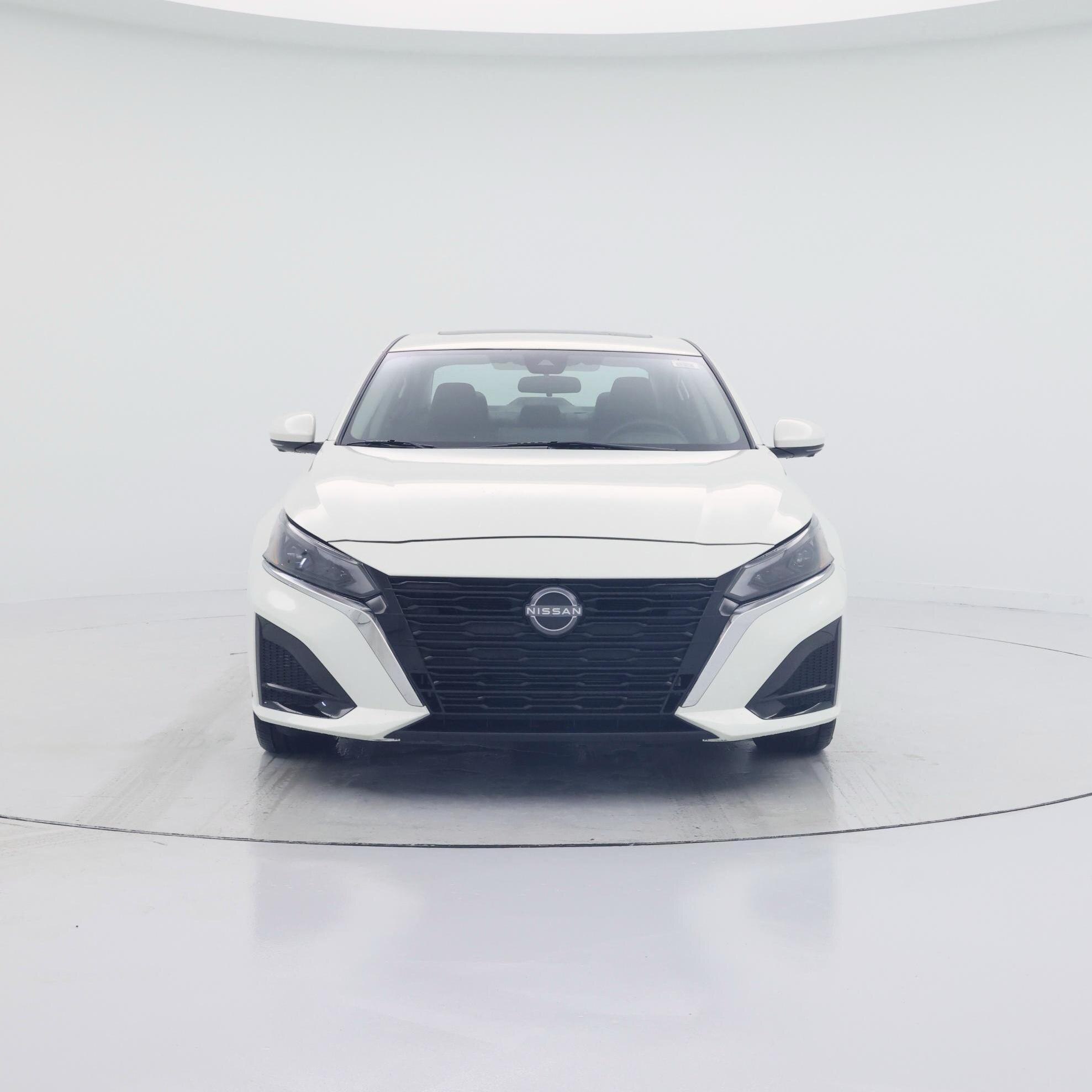 Thumbnail: 2023 Nissan Altima - 5