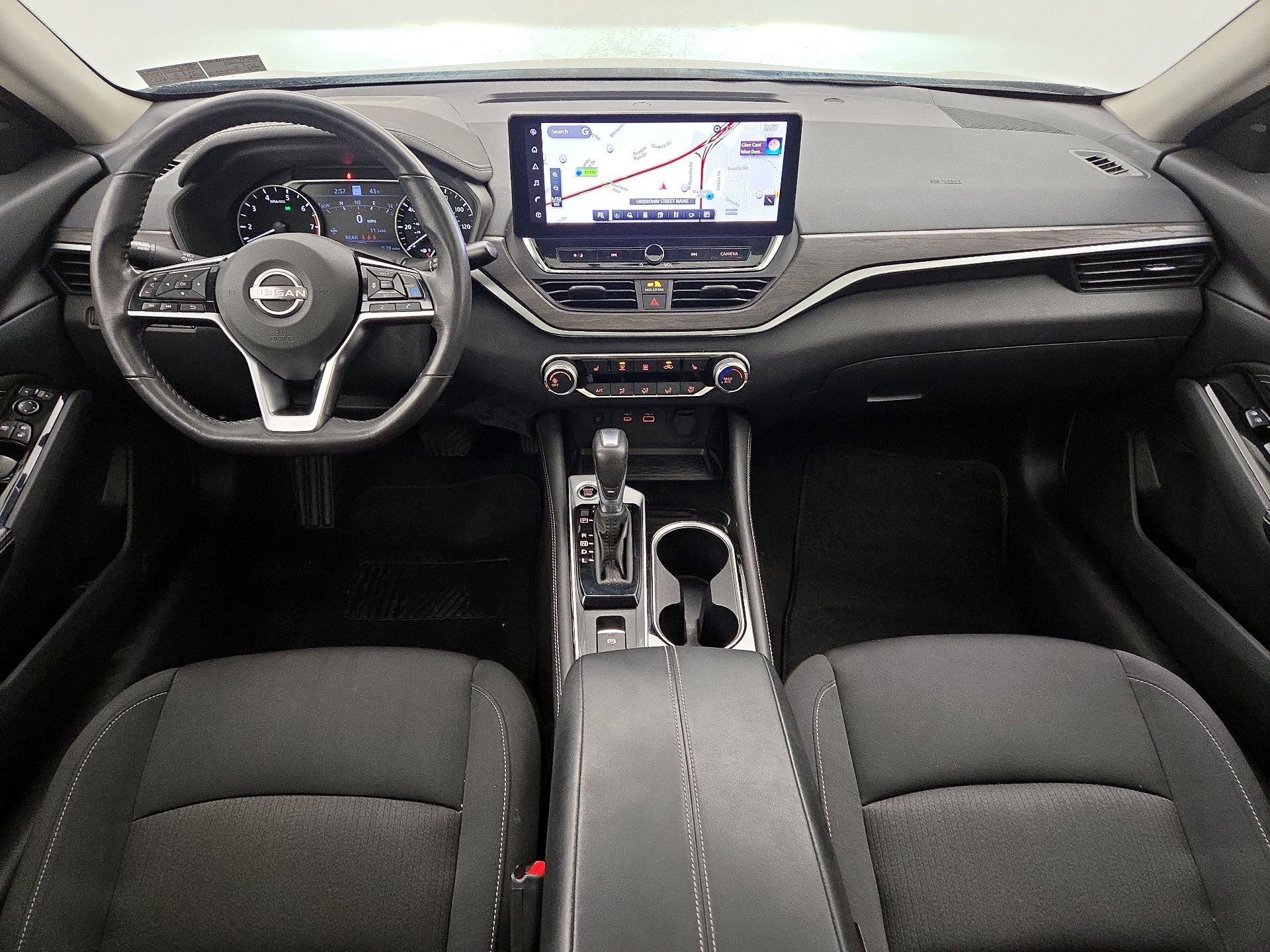 Thumbnail: 2023 Nissan Altima - 9