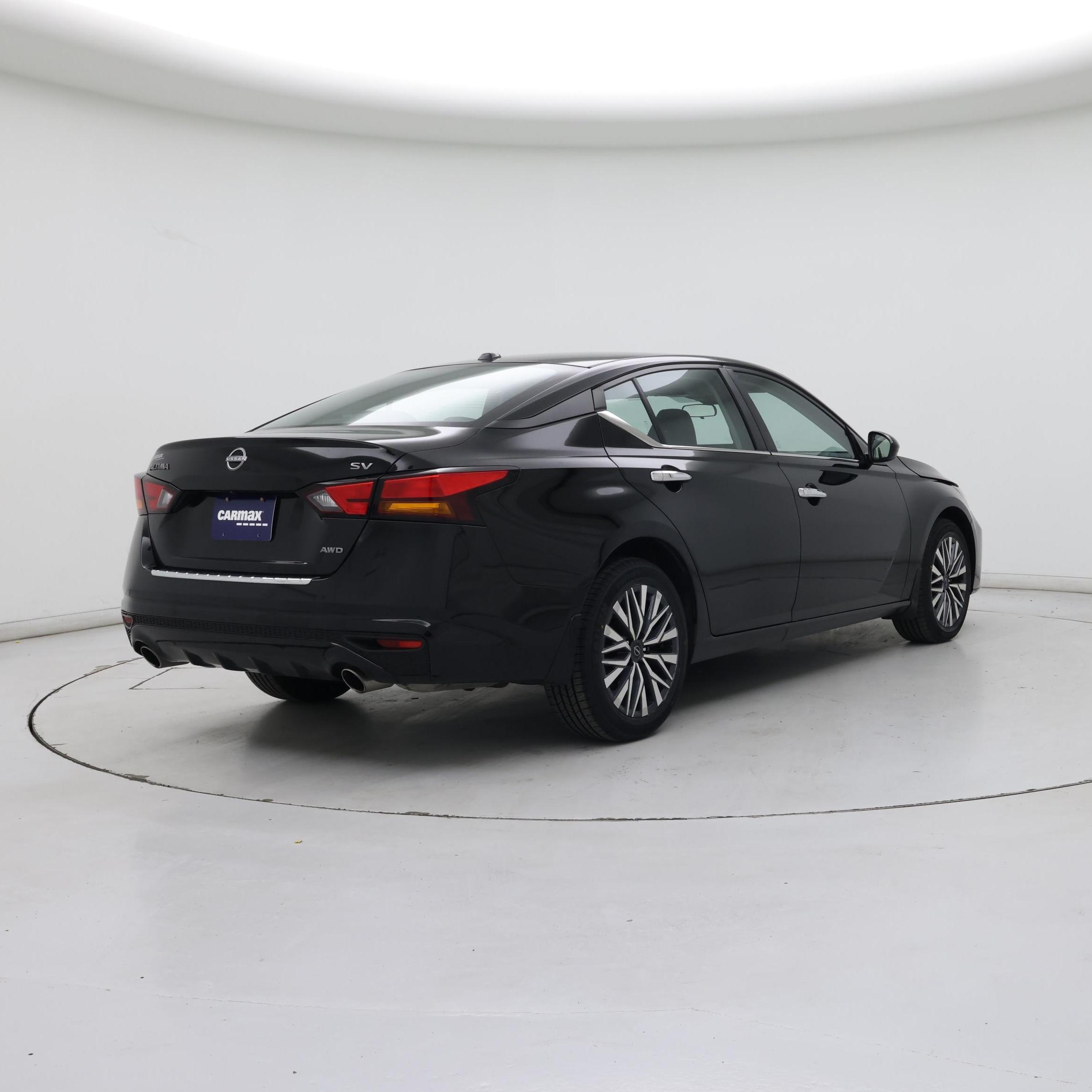 Thumbnail: 2023 Nissan Altima - 8