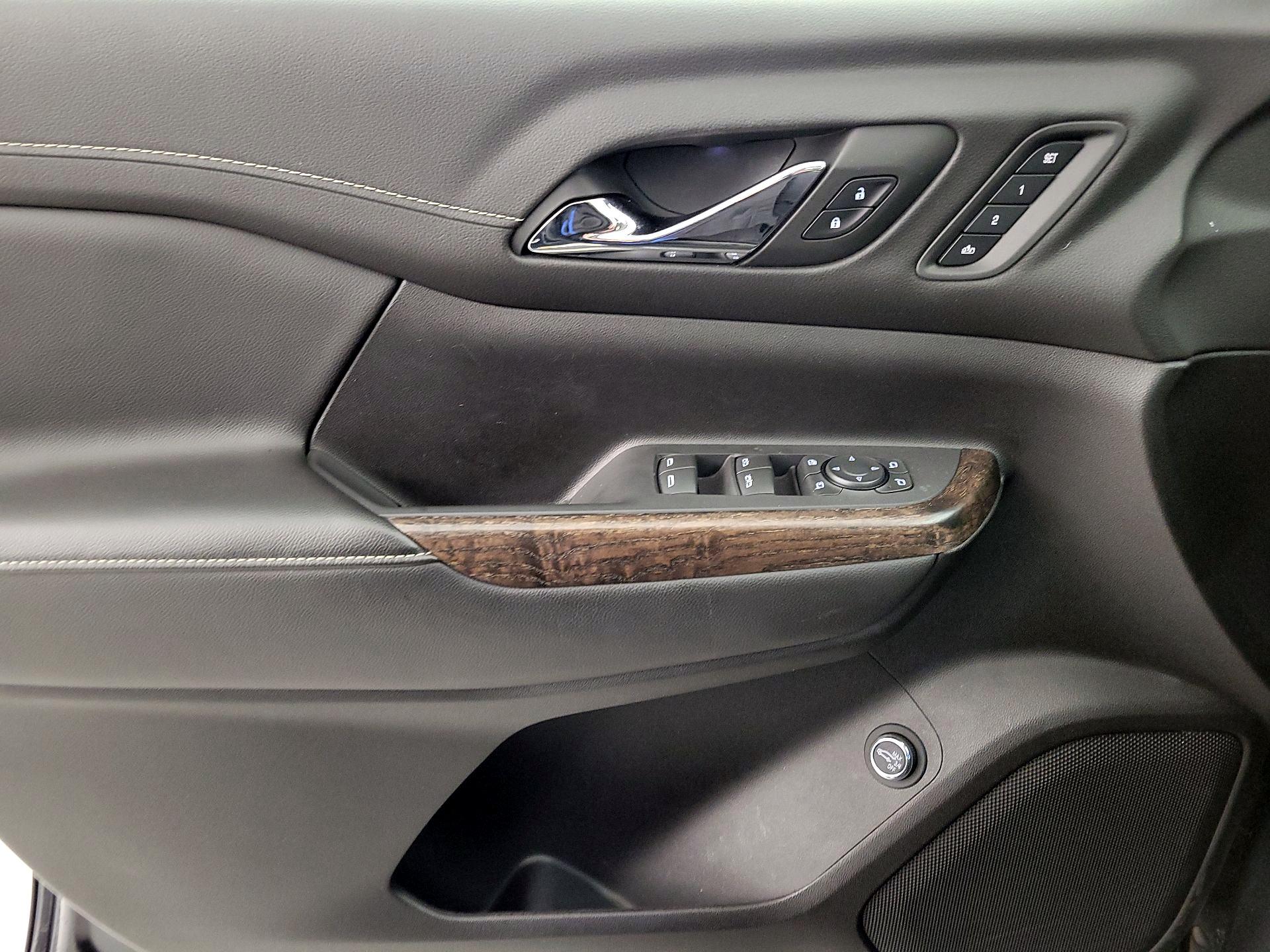 Thumbnail: 2023 GMC Acadia - 12