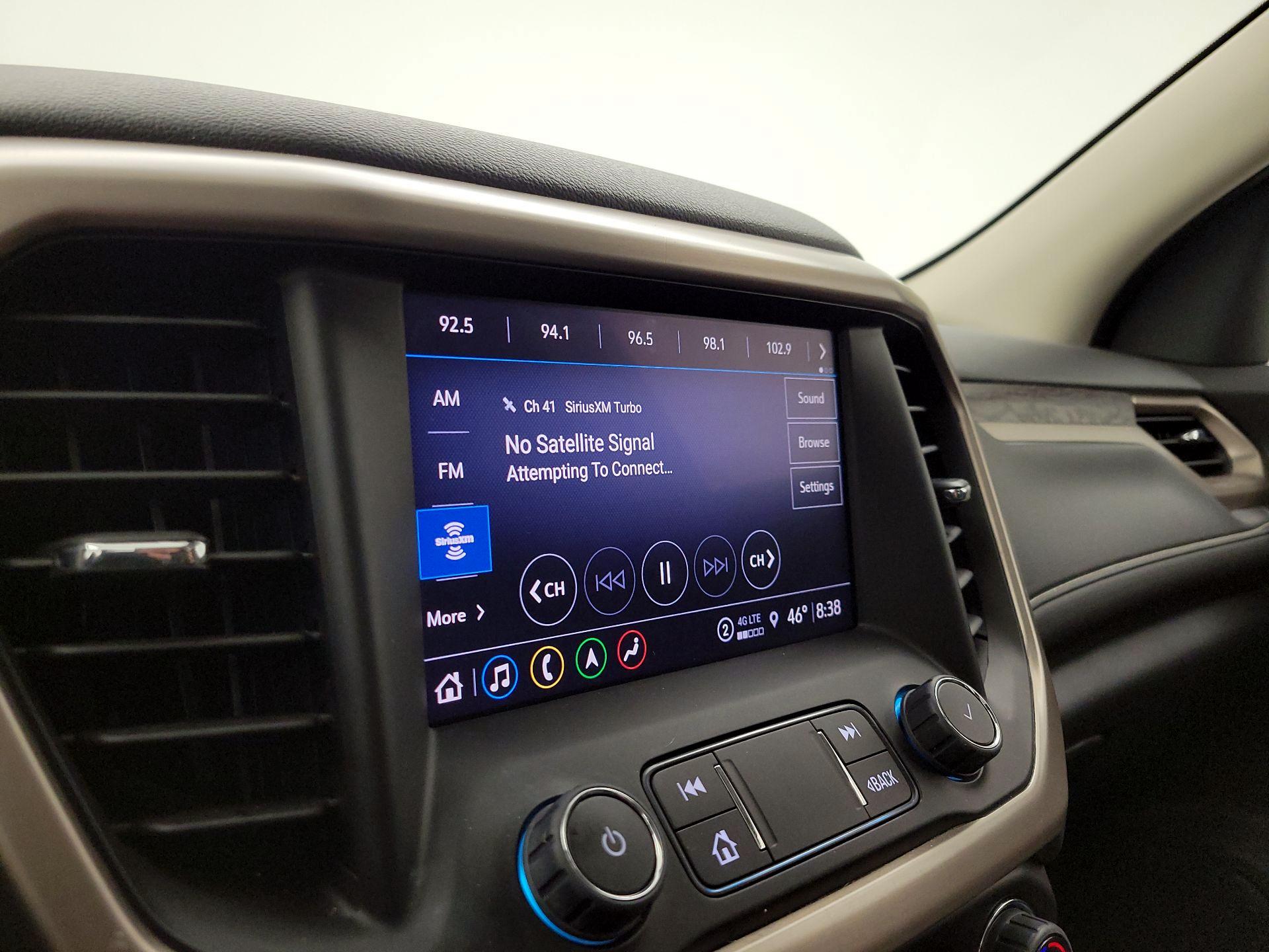 Thumbnail: 2023 GMC Acadia - 16