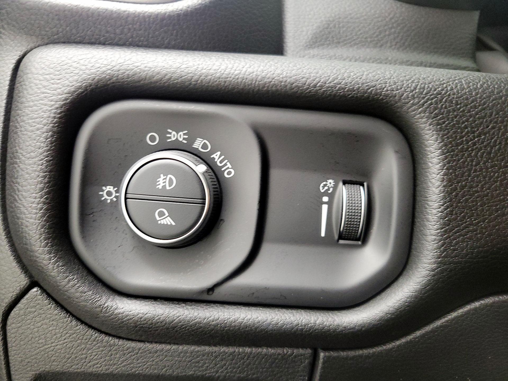 Thumbnail: 2023 RAM 1500 - 13