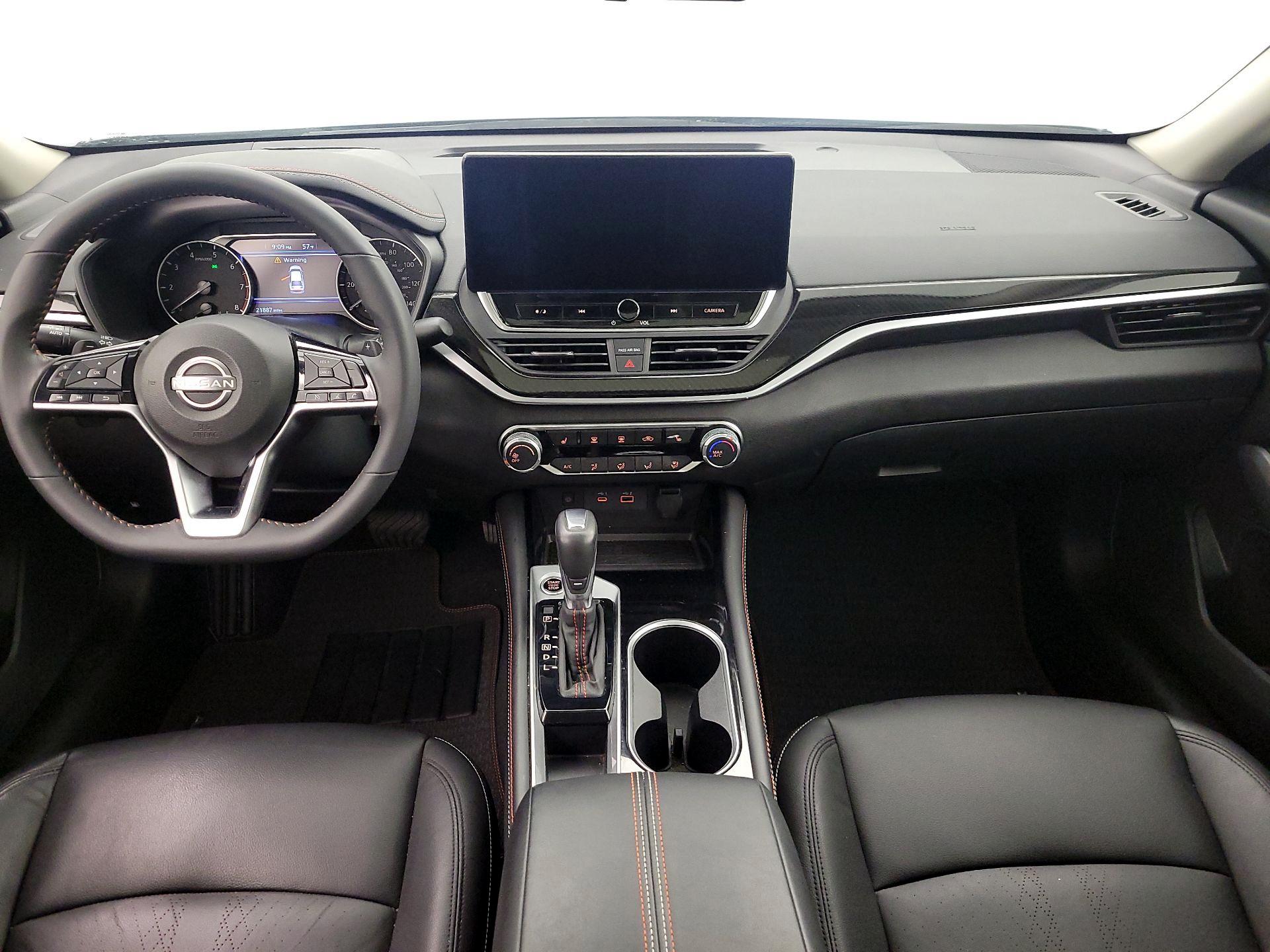 Thumbnail: 2023 Nissan Altima - 9