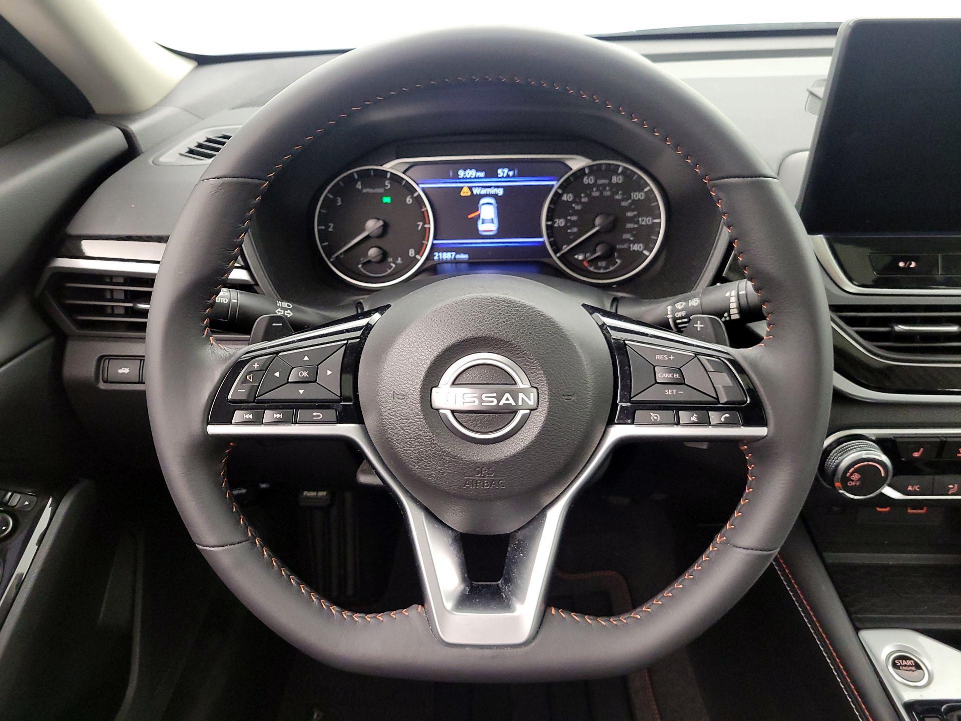 Thumbnail: 2023 Nissan Altima - 10