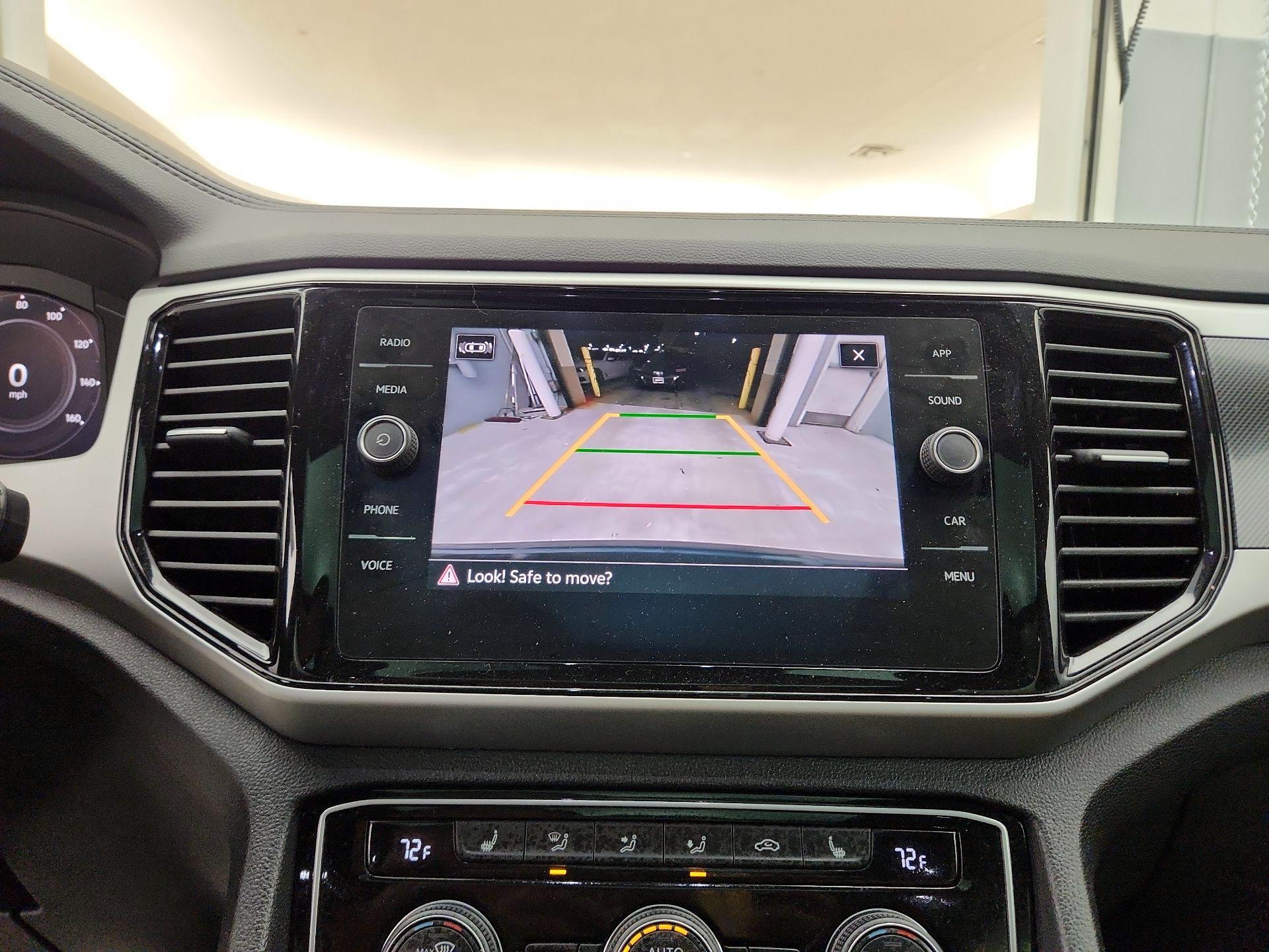 Thumbnail: 2022 Volkswagen Atlas - 14