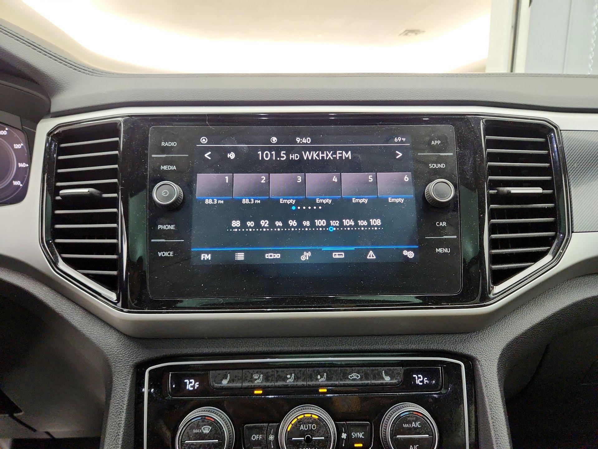 Thumbnail: 2022 Volkswagen Atlas - 15