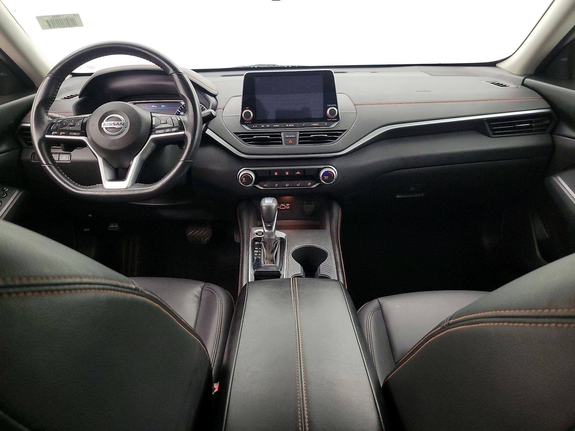 Thumbnail: 2021 Nissan Altima - 9