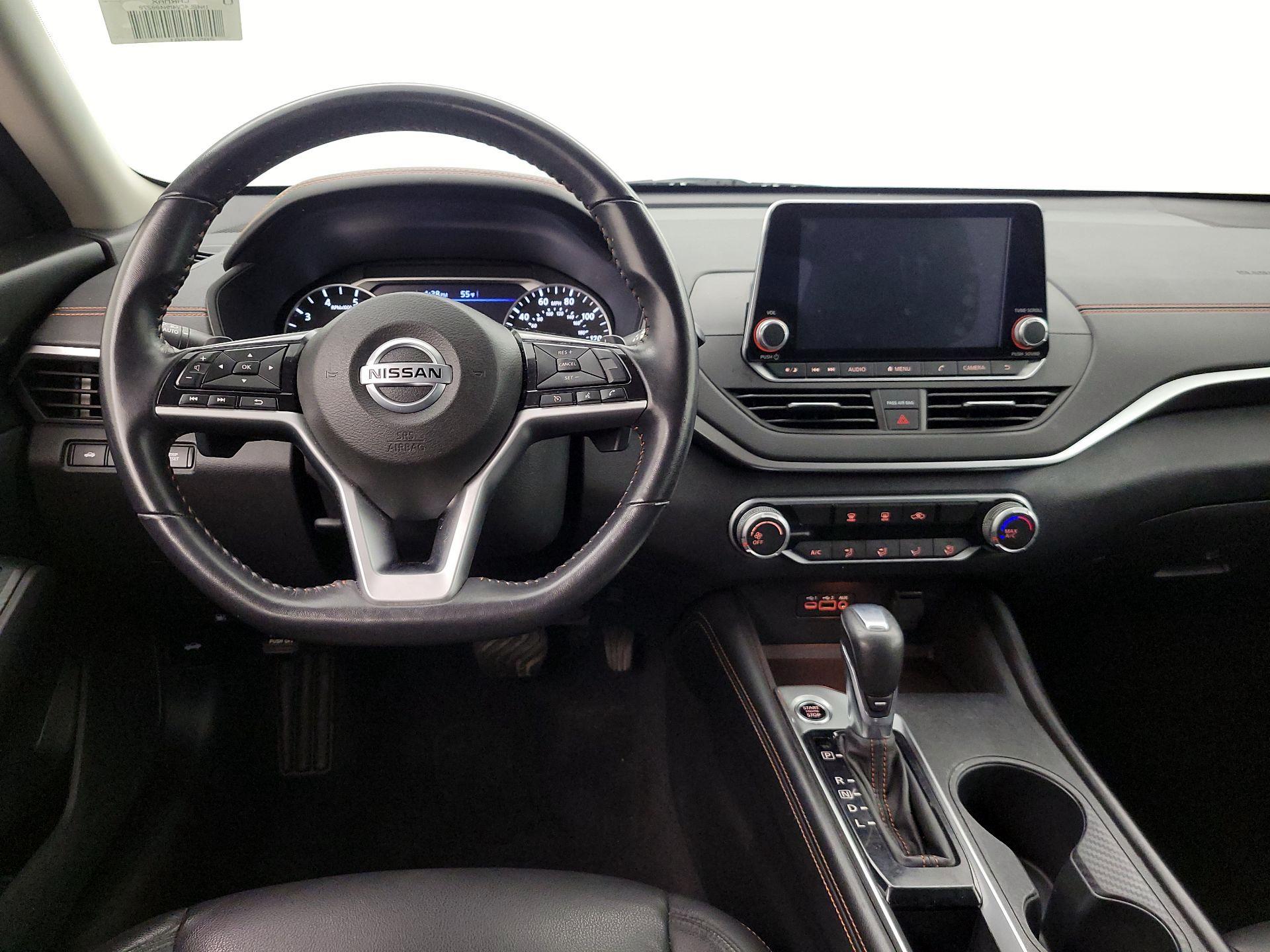 Thumbnail: 2021 Nissan Altima - 10