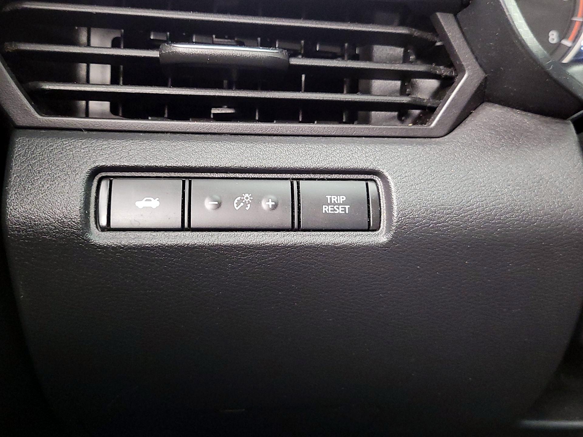 Thumbnail: 2021 Nissan Altima - 13