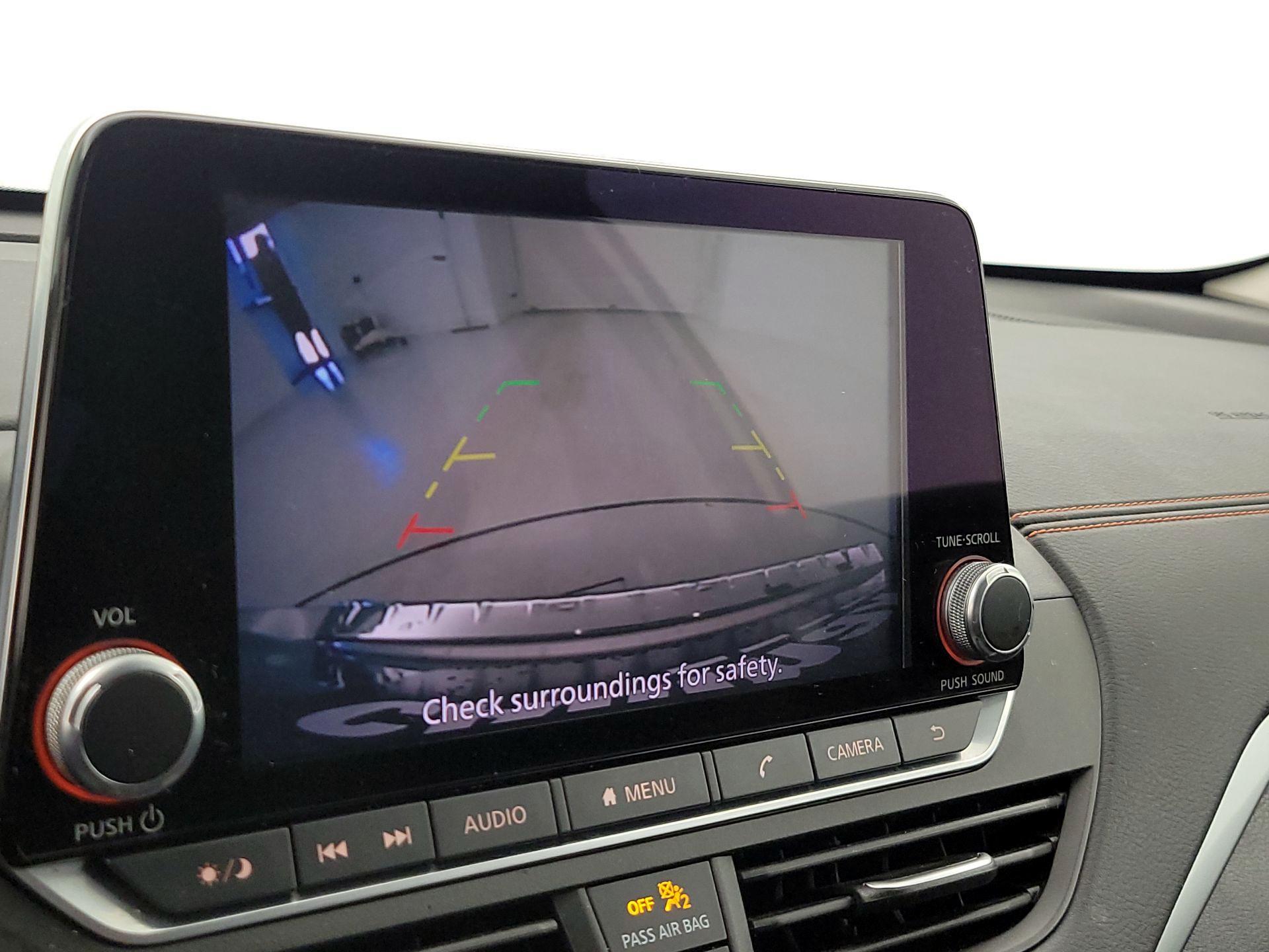 Thumbnail: 2021 Nissan Altima - 14