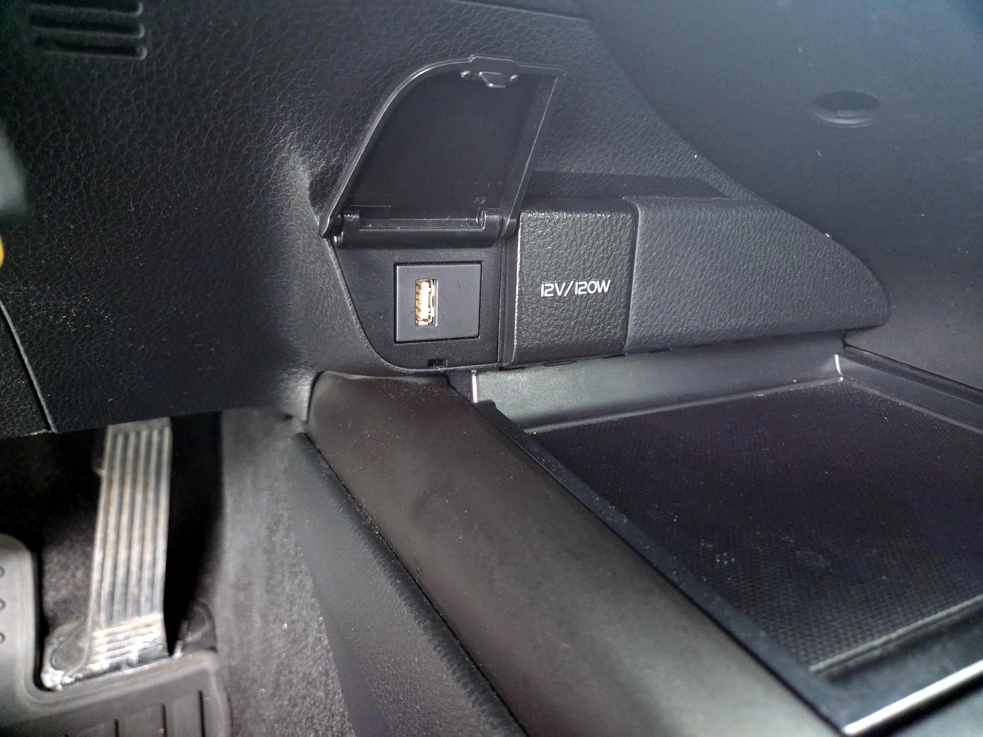 Thumbnail: 2023 Toyota Camry - 18