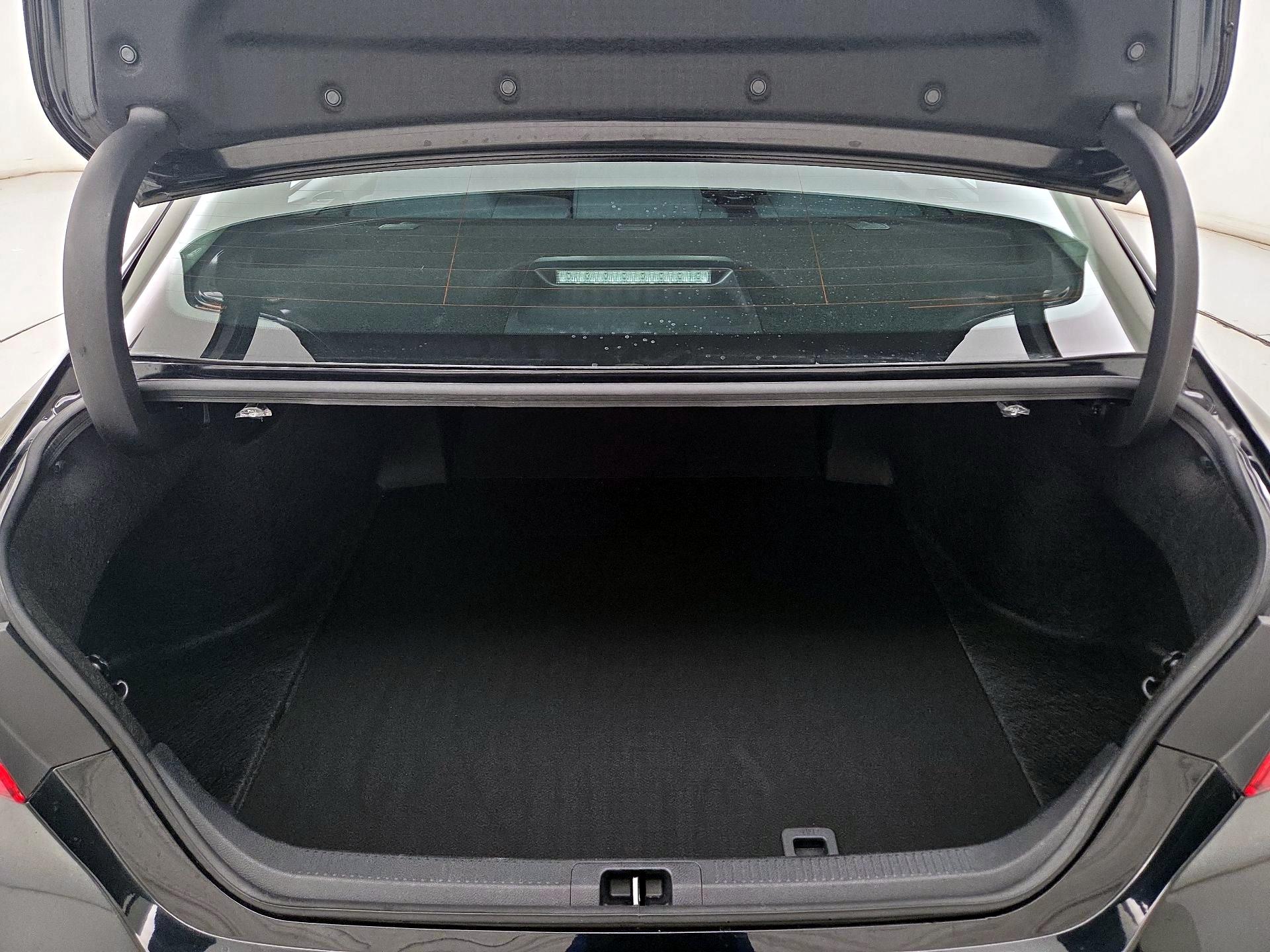 Thumbnail: 2023 Toyota Camry - 20